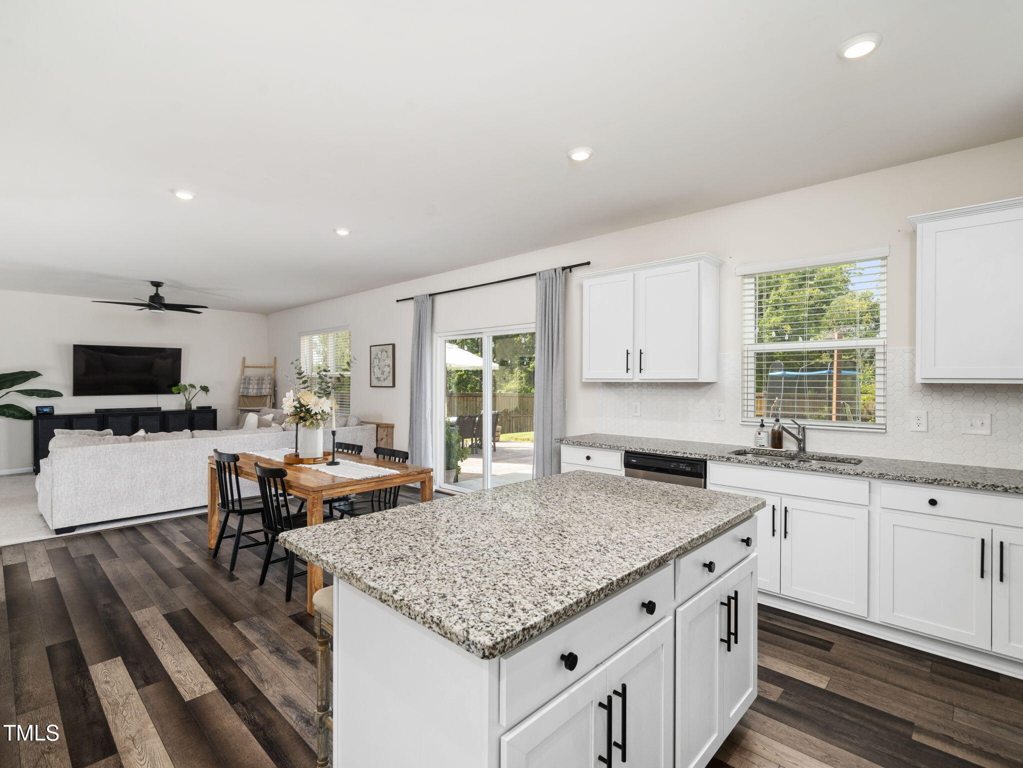 3529 Pinnacle Peak Drive