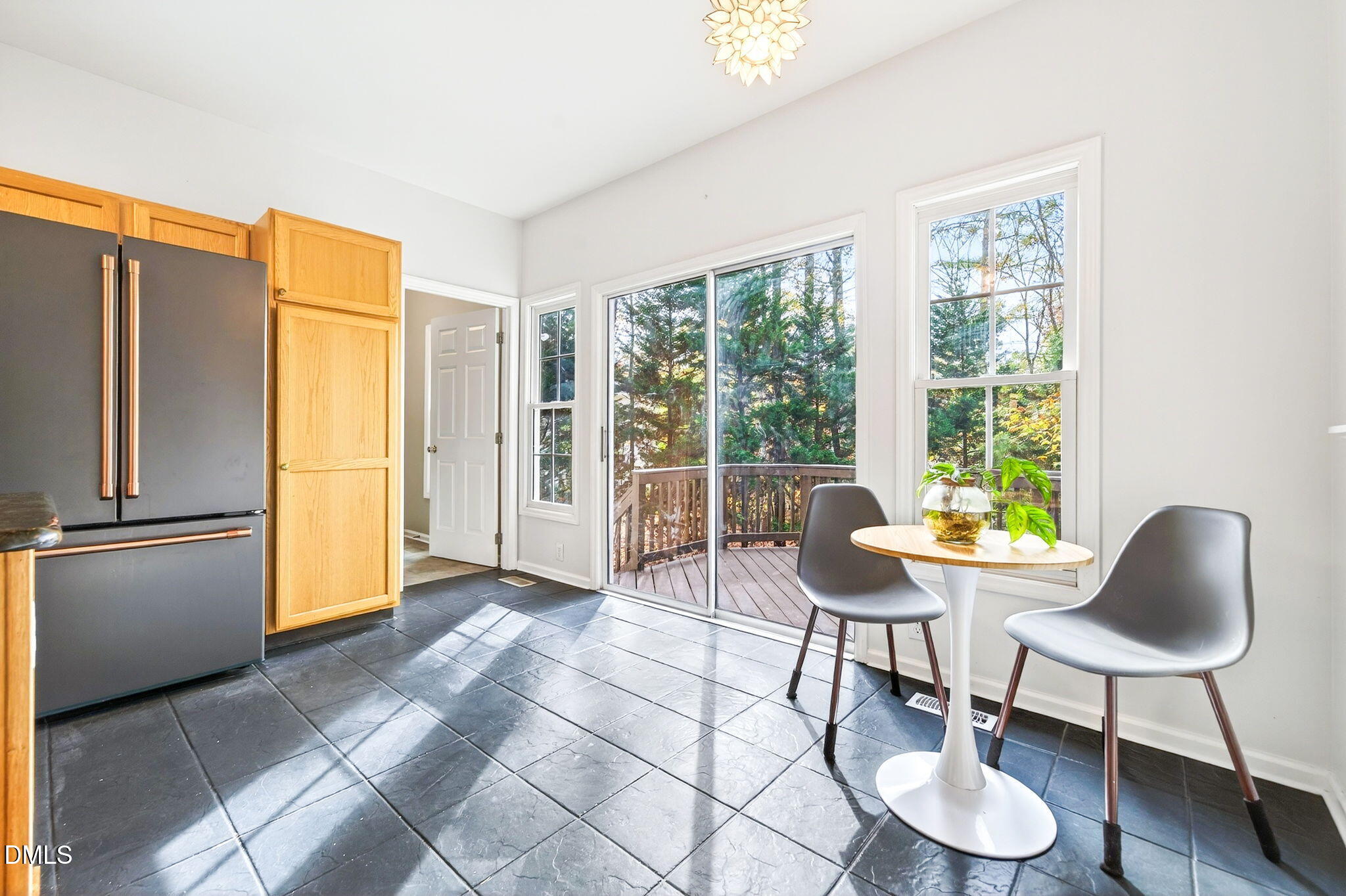 2120 Village Oaks Lane