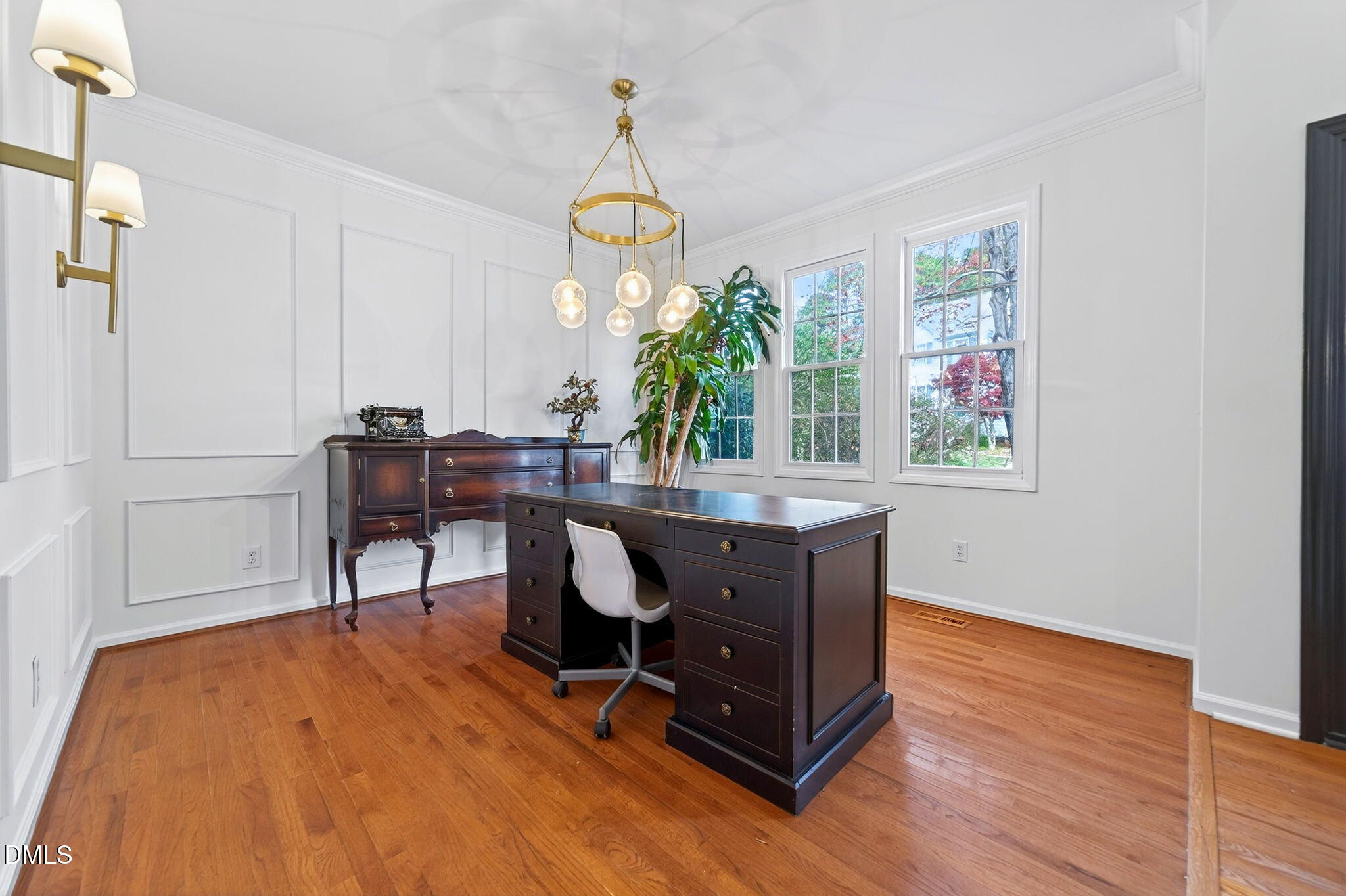 2120 Village Oaks Lane