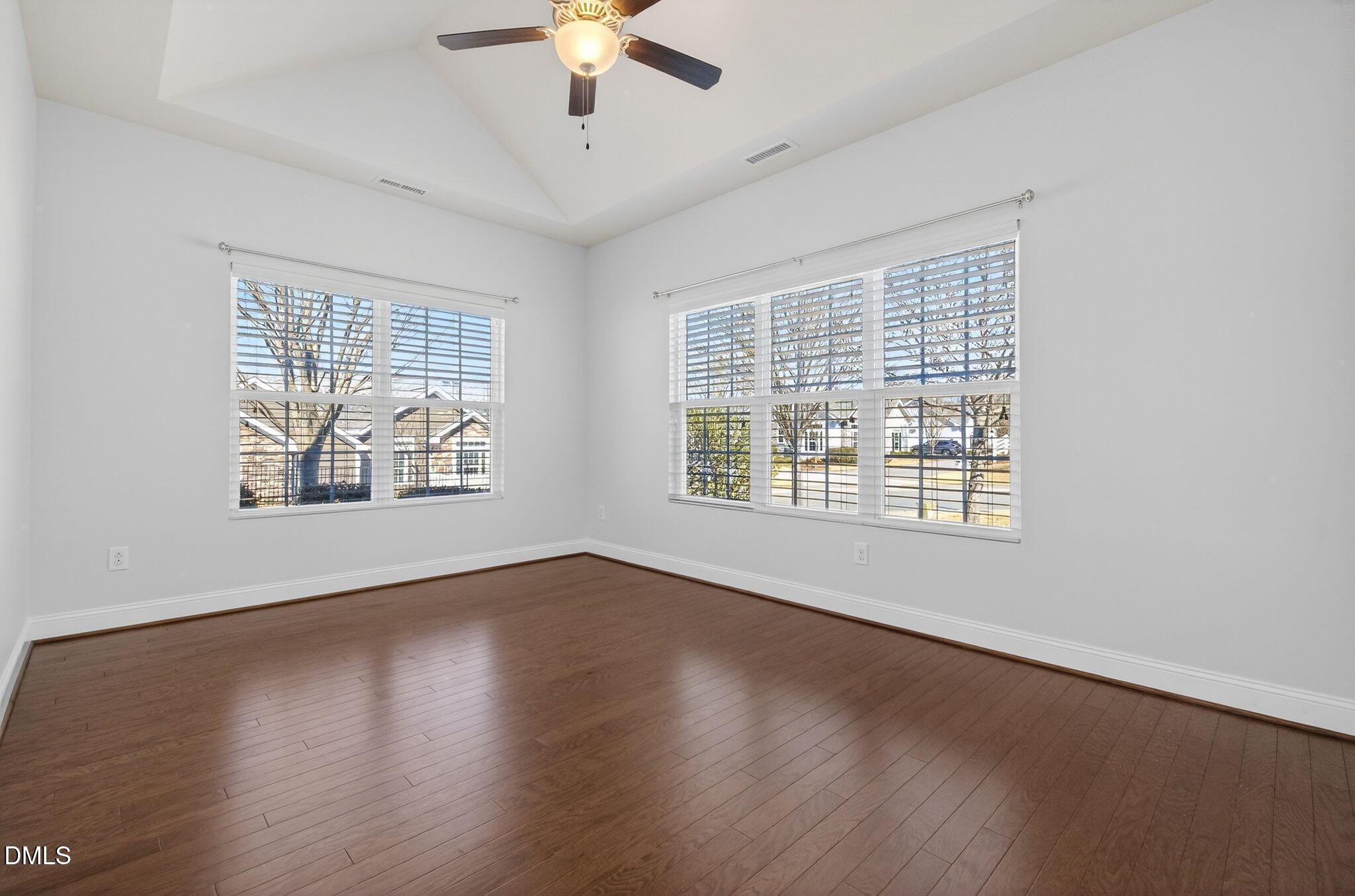1698 Winter Wren Circle