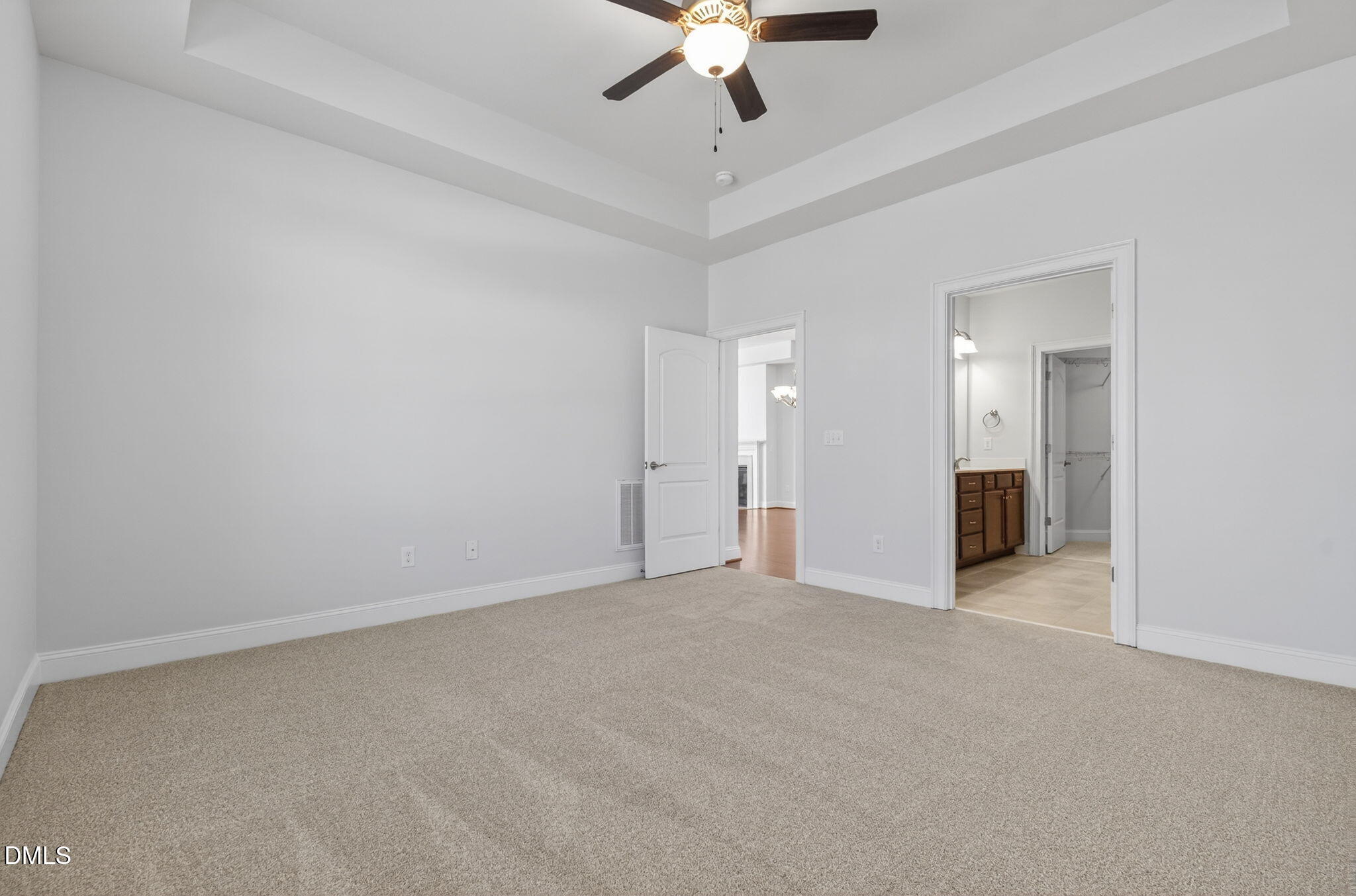 1698 Winter Wren Circle