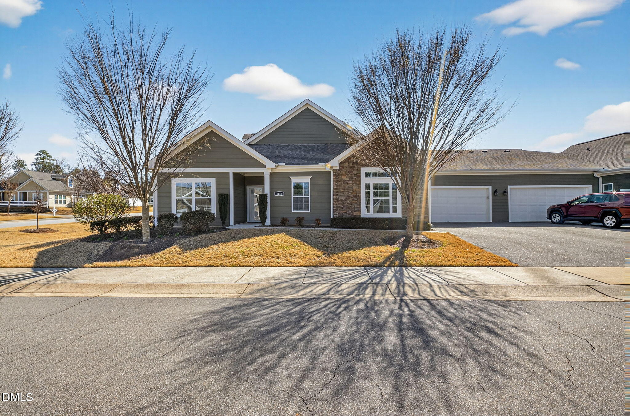 1698 Winter Wren Circle