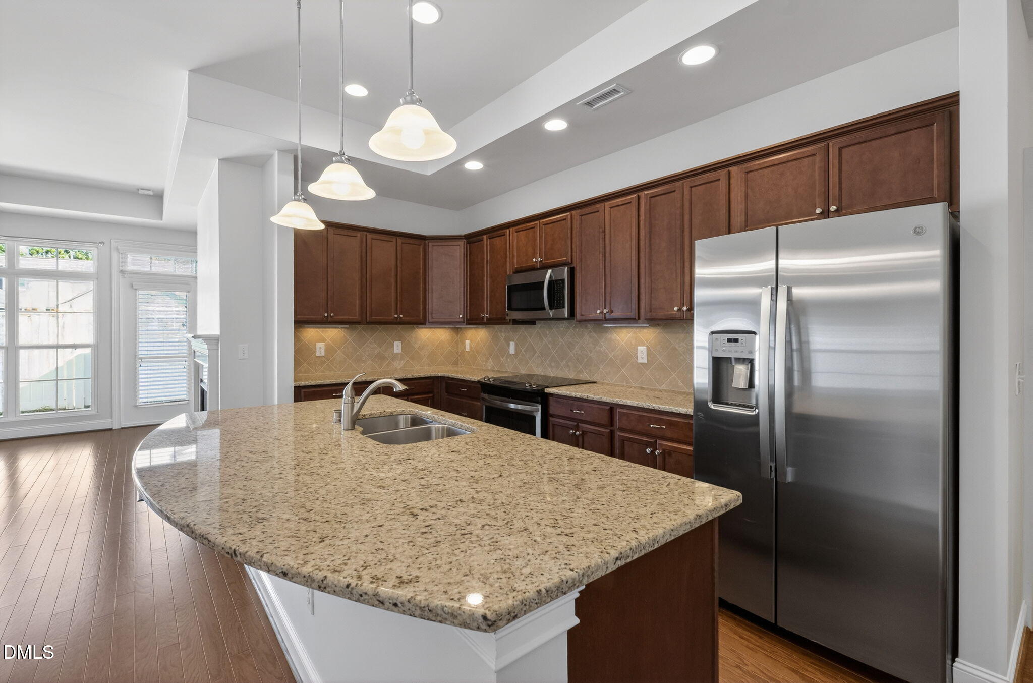 1698 Winter Wren Circle