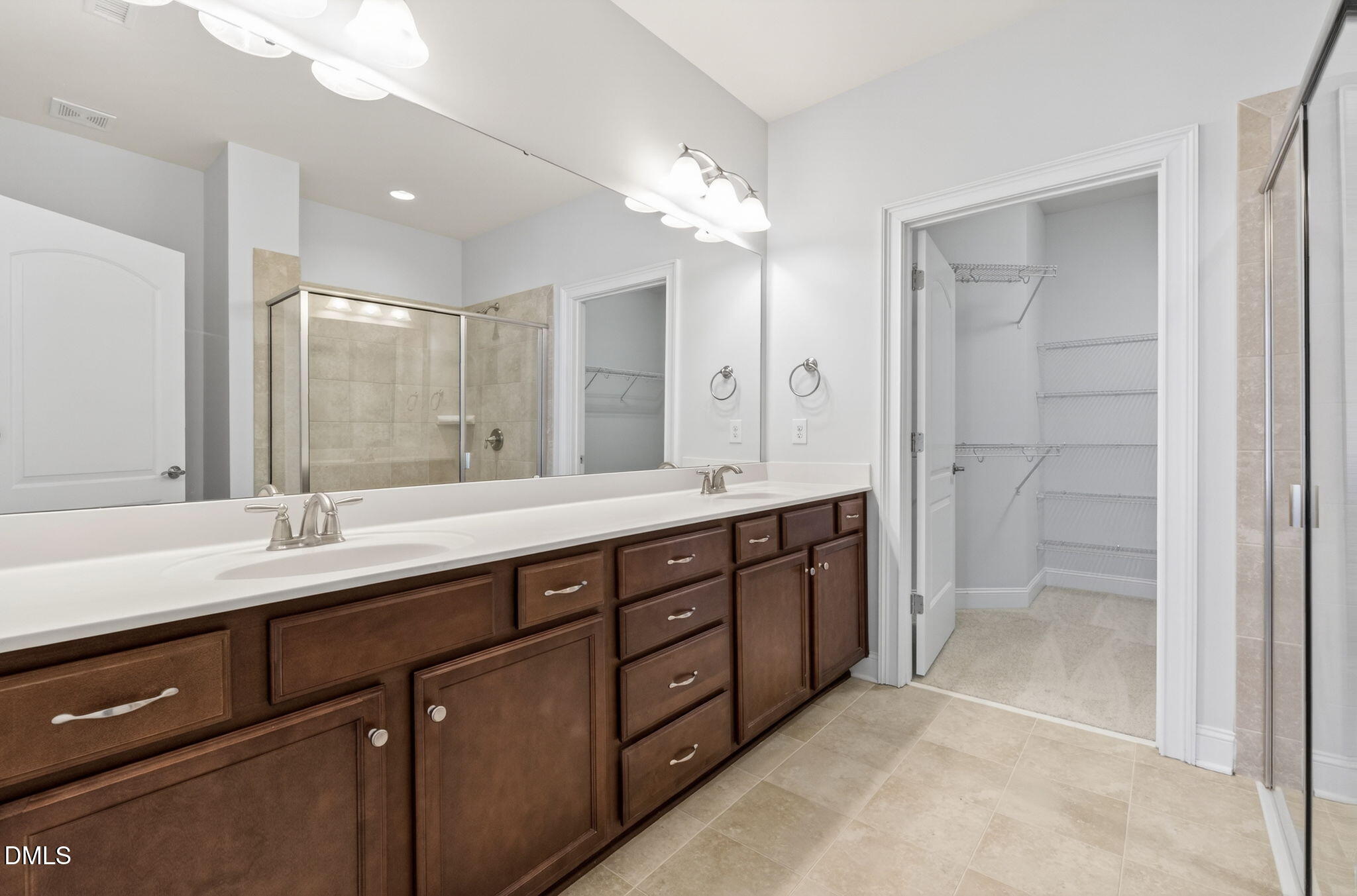 1698 Winter Wren Circle