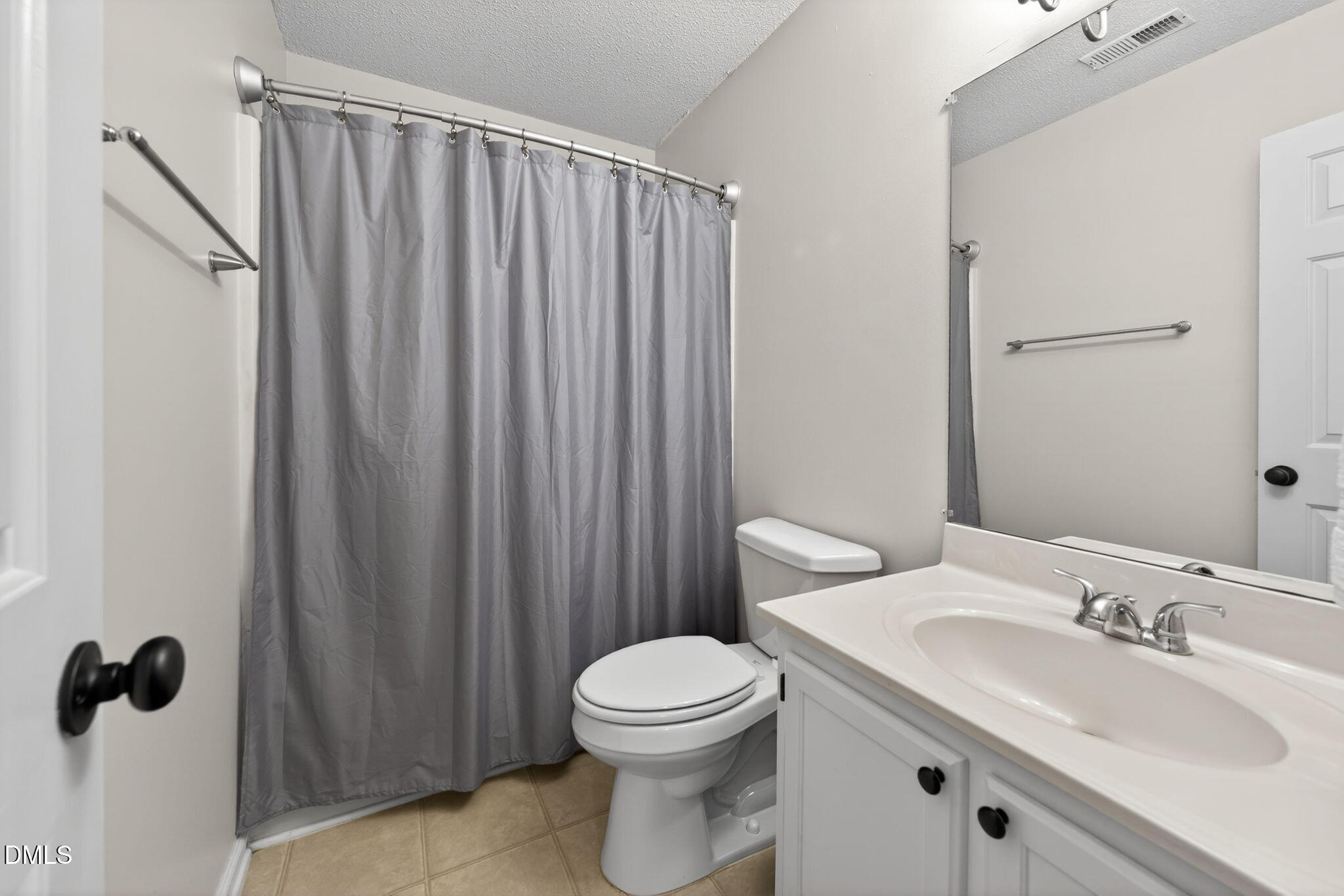 102 Lake Hollow Circle