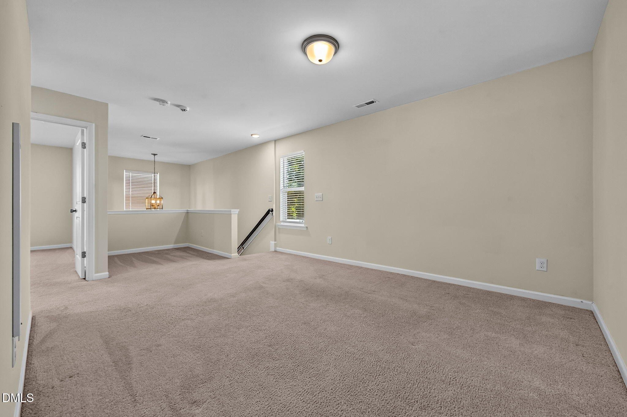 609 Crestdale Drive