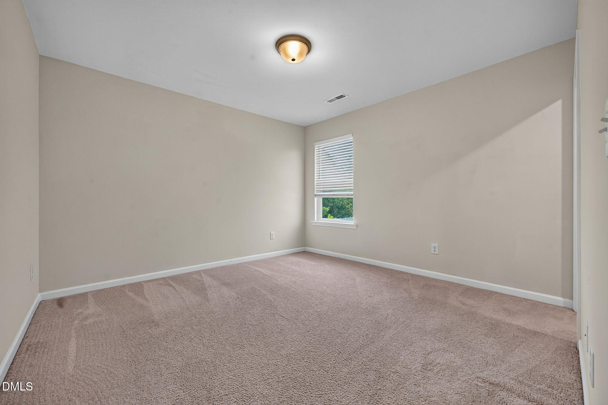 609 Crestdale Drive