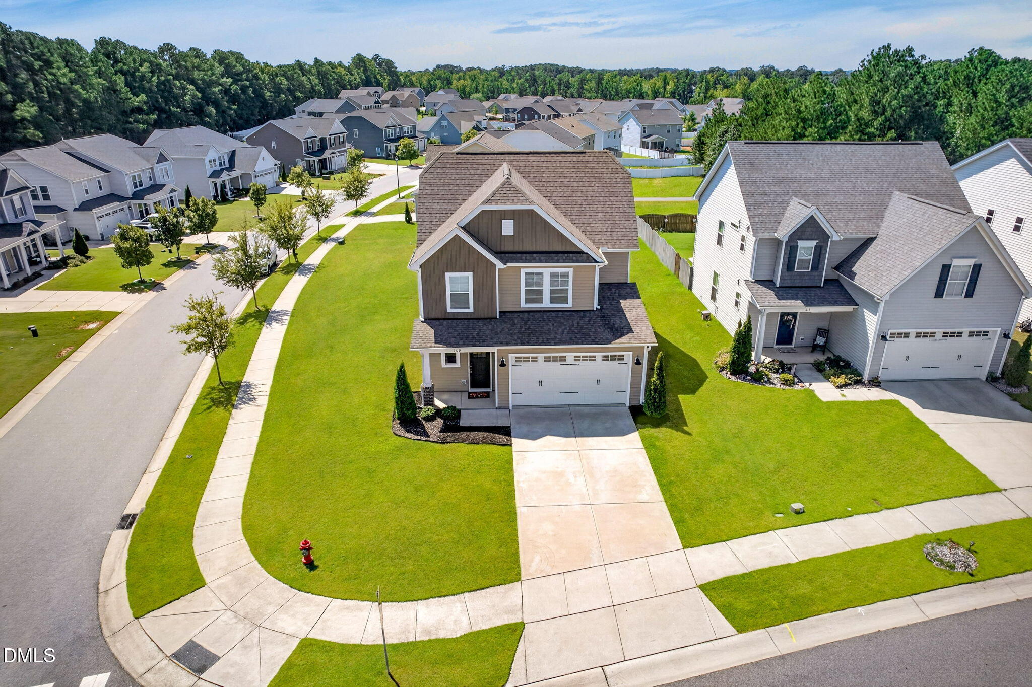 609 Crestdale Drive