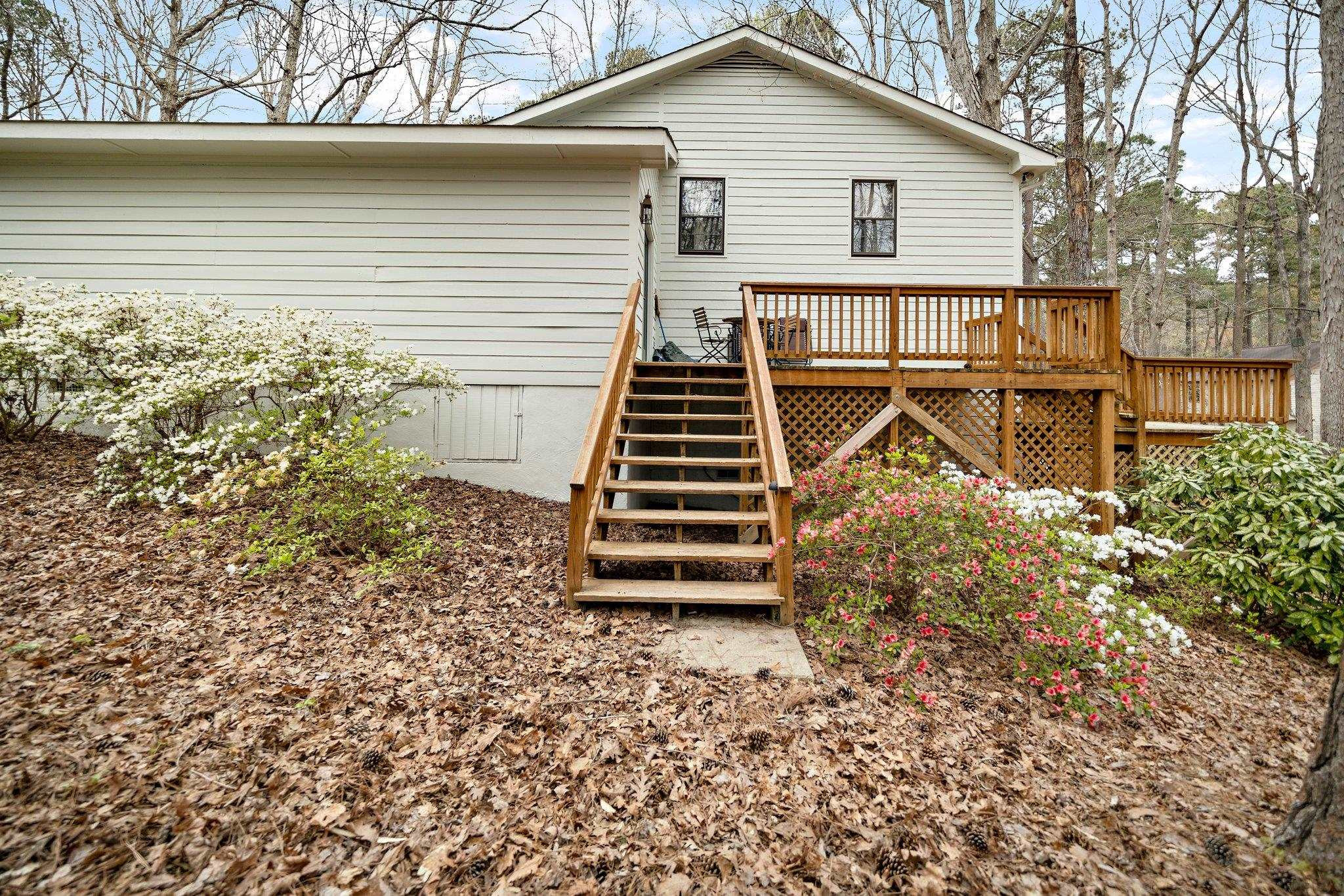 1508 Primrose Lane