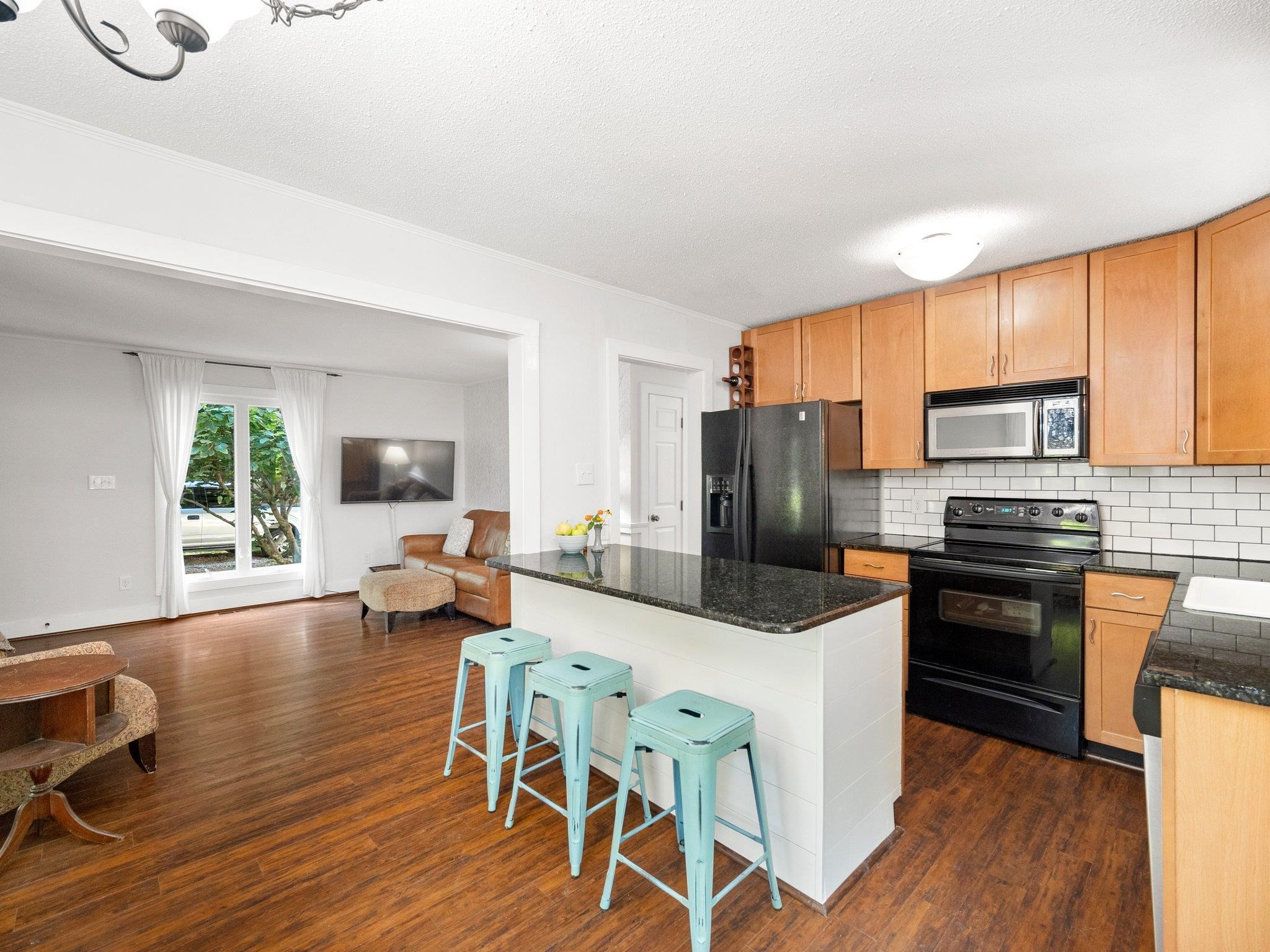 211 Honeysuckle Lane