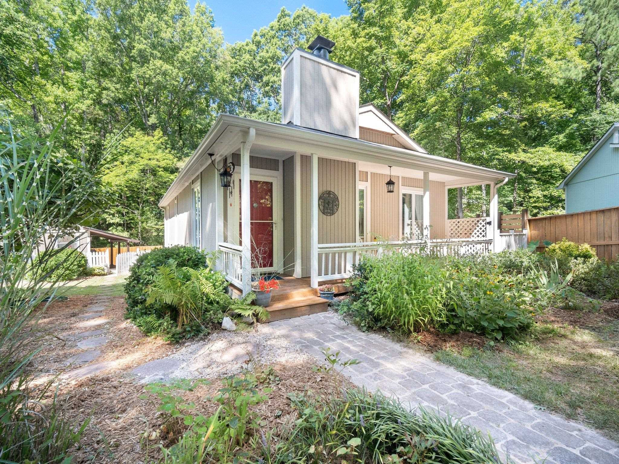 211 Honeysuckle Lane