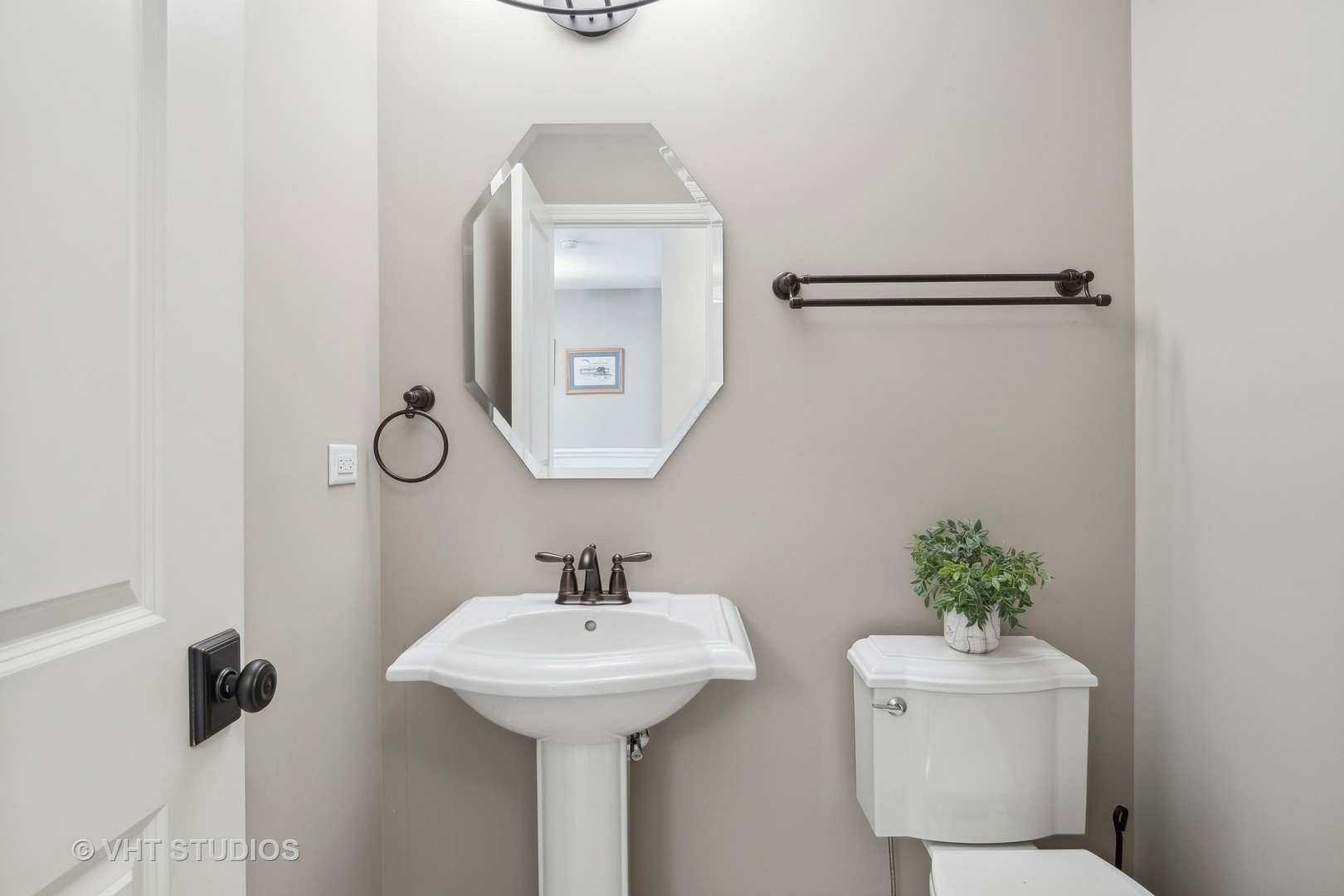 4111 Royal Mews Circle