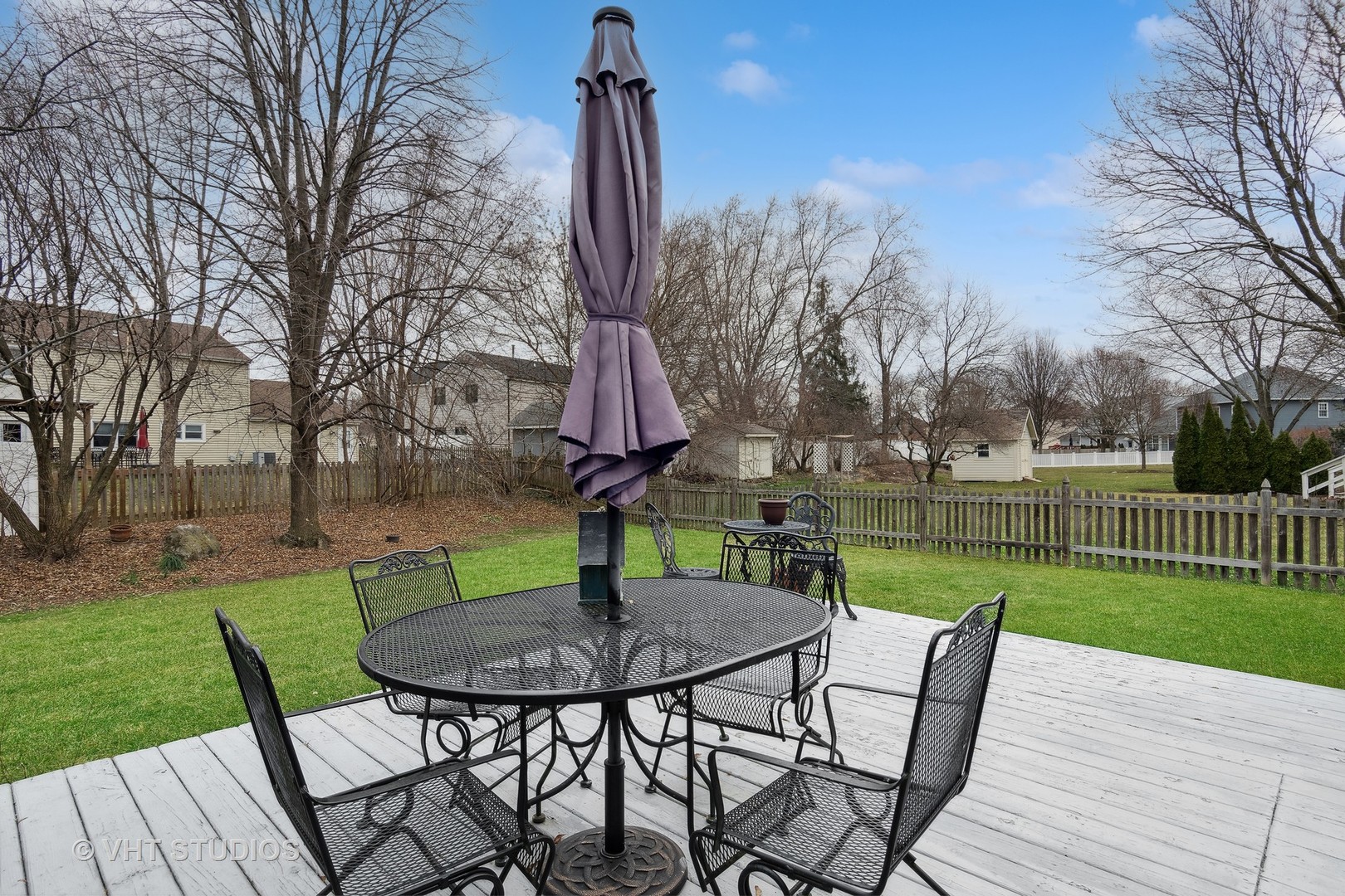 1689 Iona Court