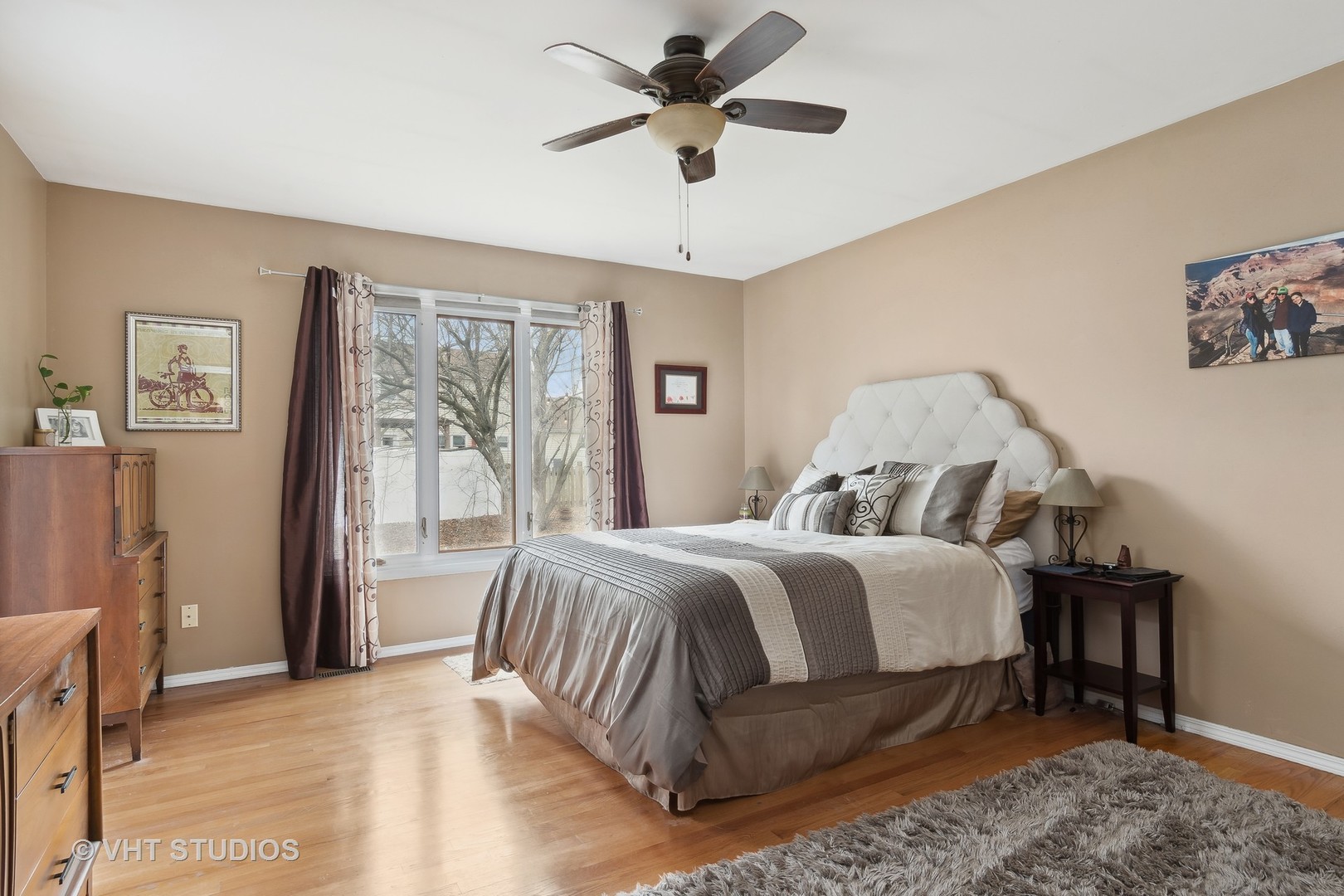 1689 Iona Court