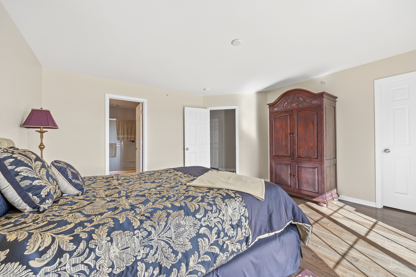 4192 Royal Mews Circle