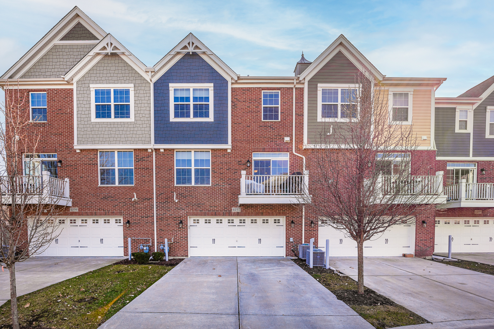 4192 Royal Mews Circle