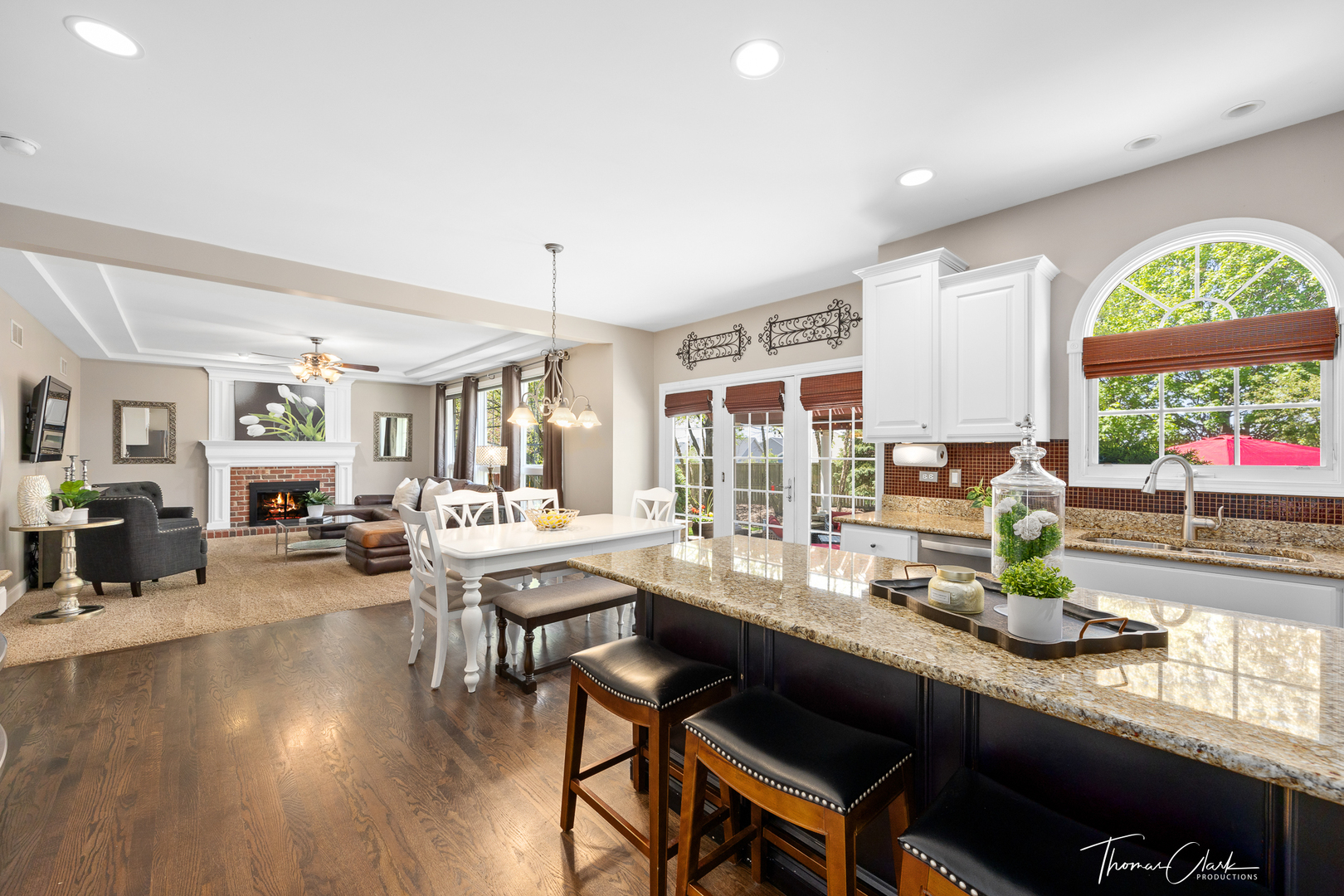 3915 Highknob Circle