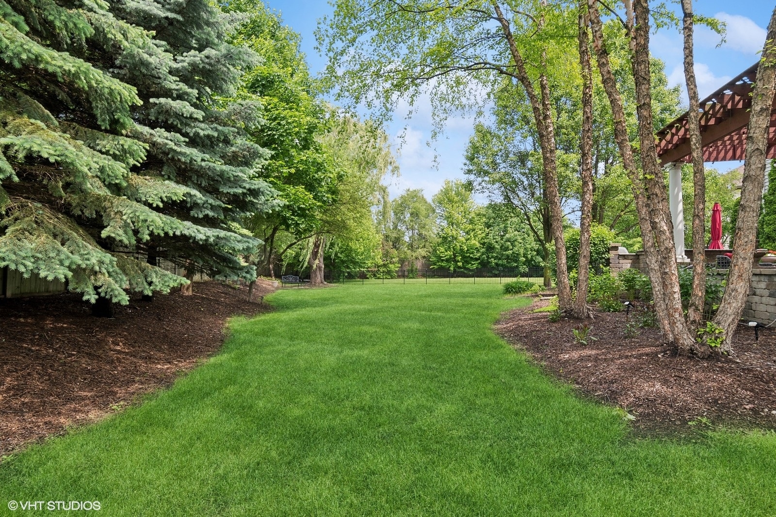 3915 Highknob Circle