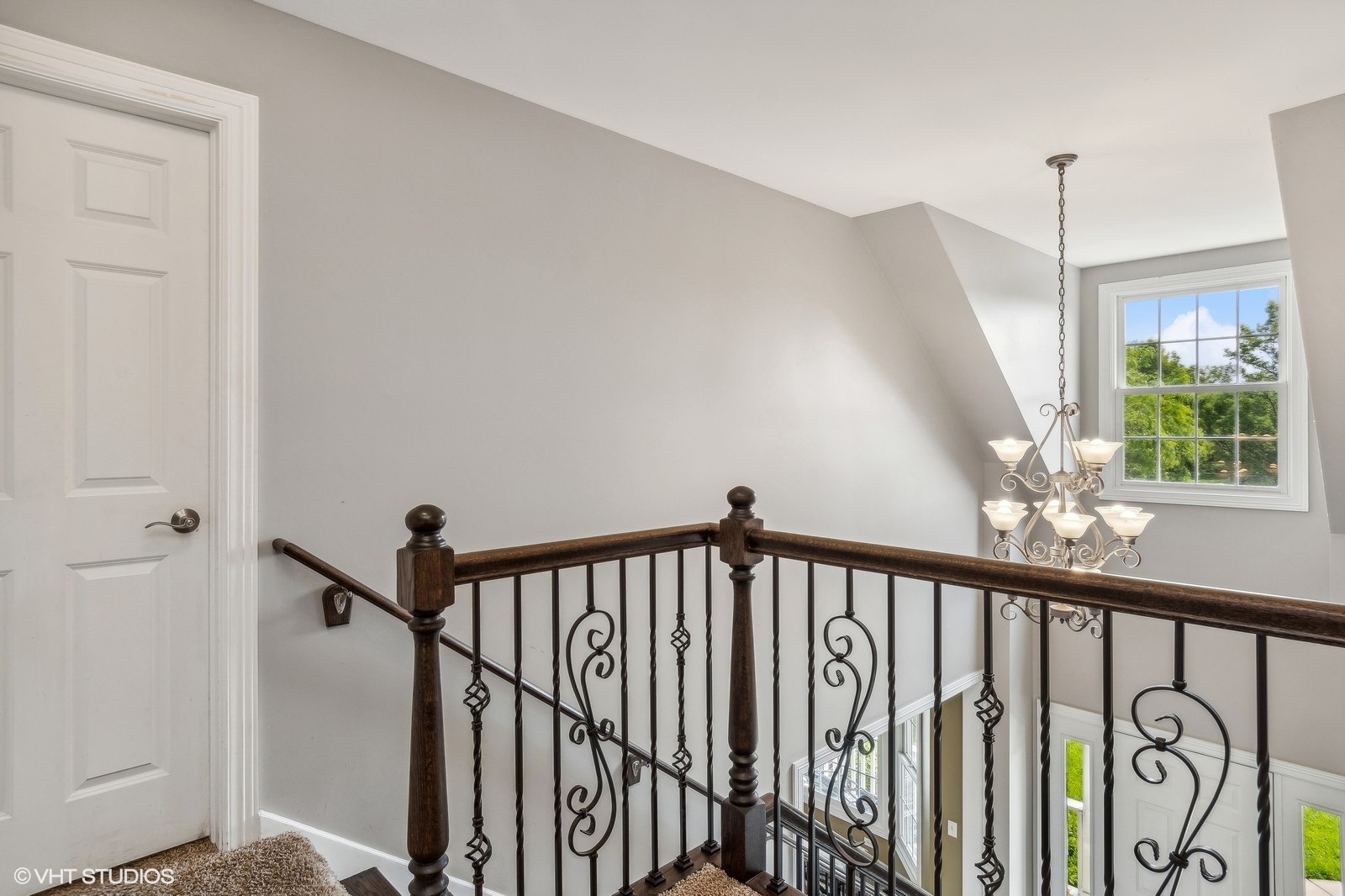 3915 Highknob Circle