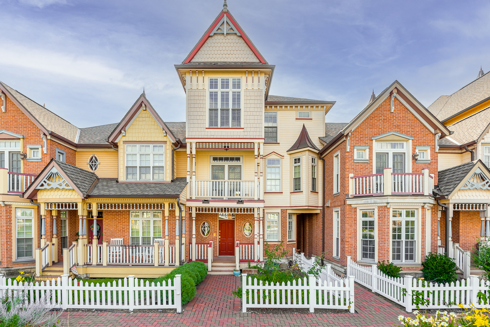 4151 ROYAL MEWS Circle Unit: 202A