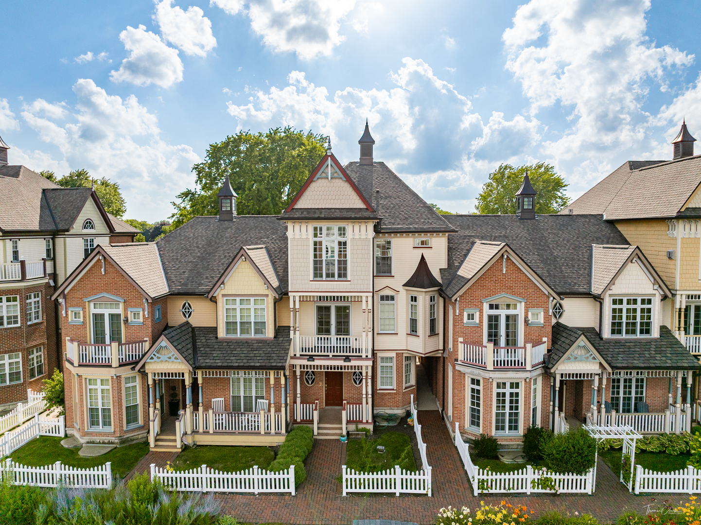 4151 ROYAL MEWS Circle Unit: 202A