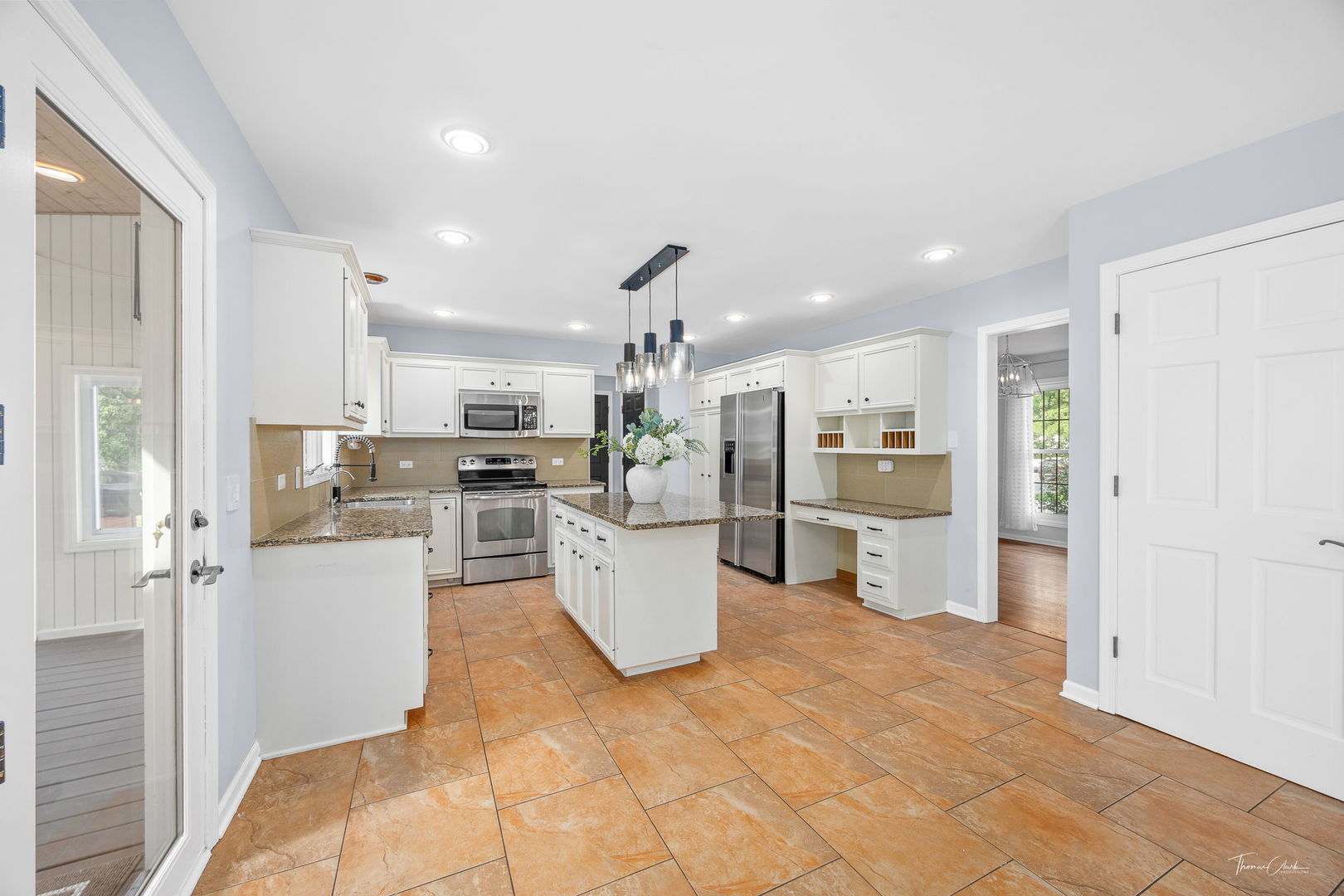 560 Boardman Circle