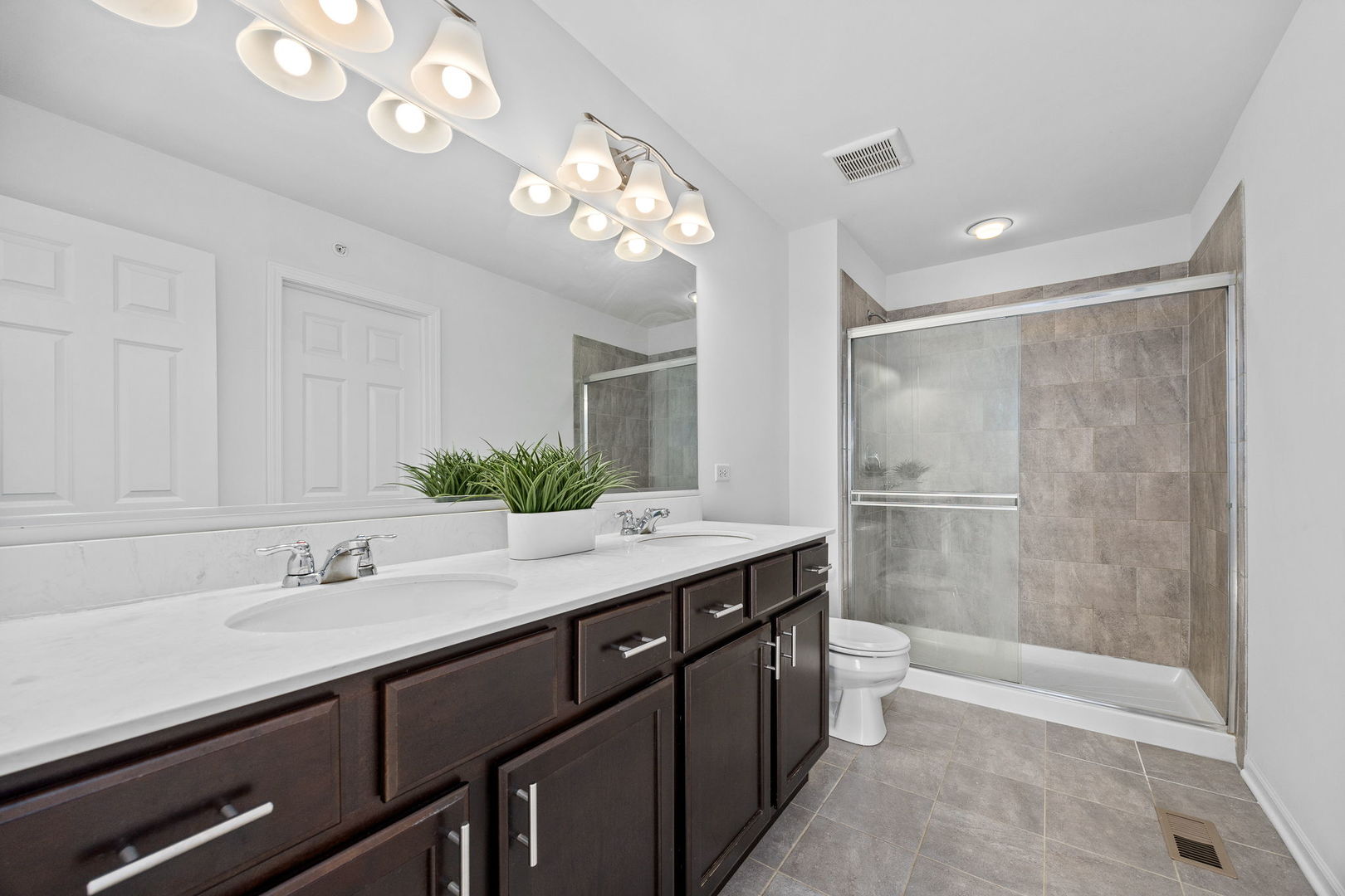 4197 Royal Mews Circle