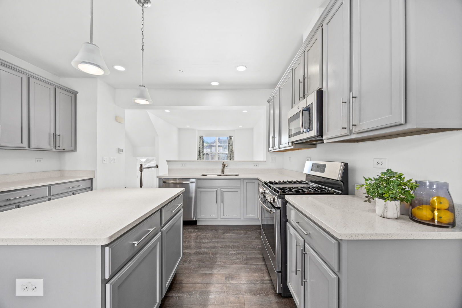 4197 Royal Mews Circle