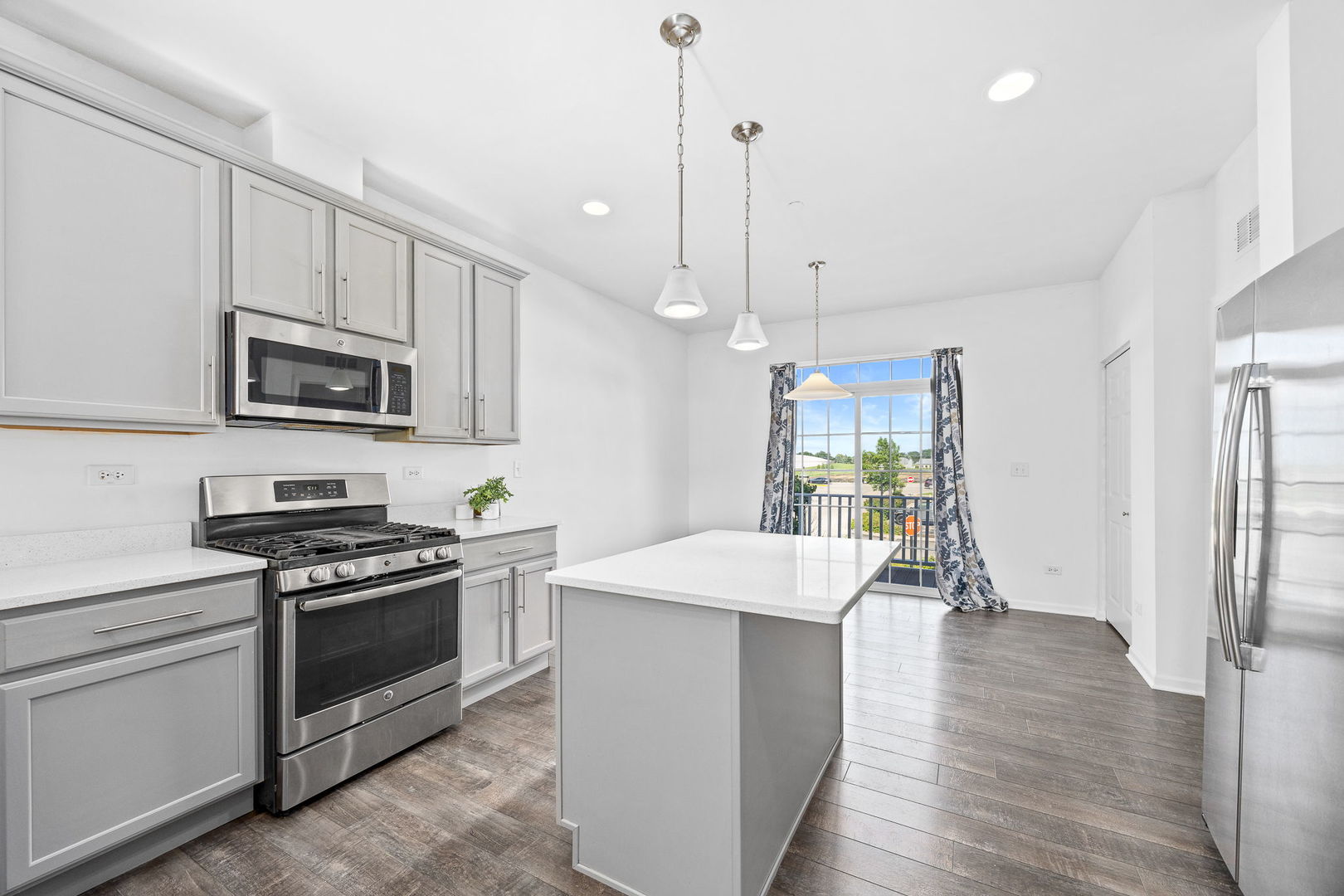 4197 Royal Mews Circle