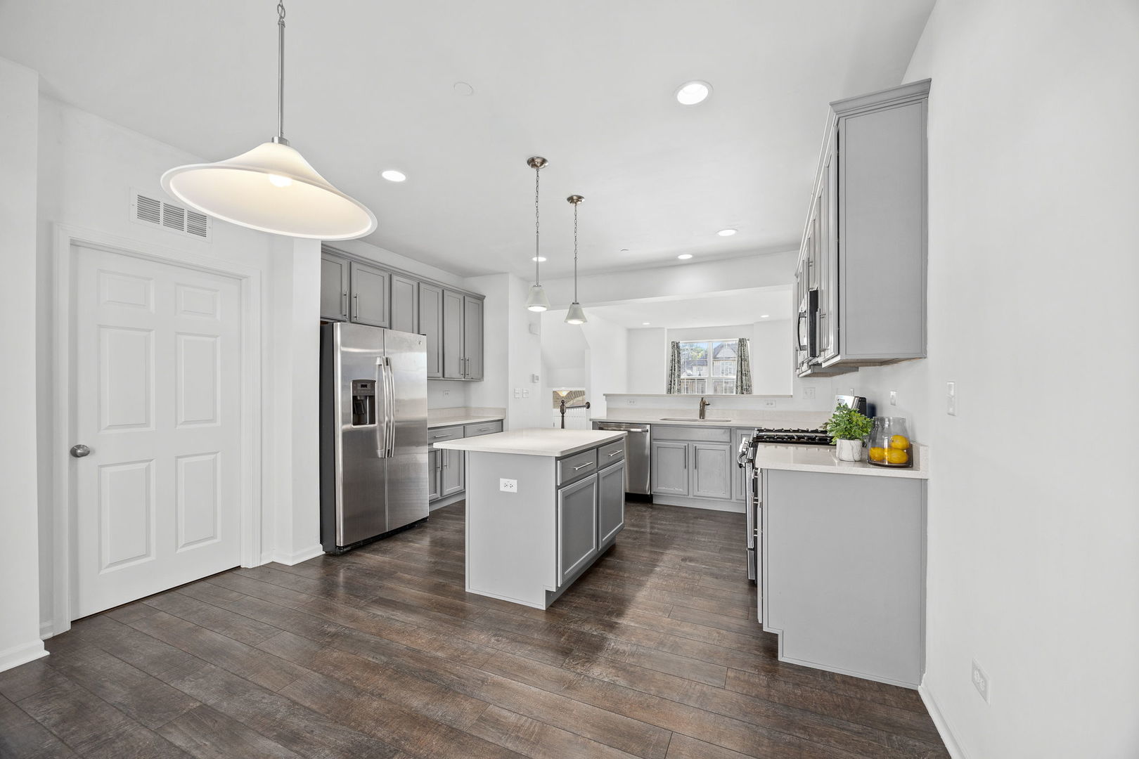 4197 Royal Mews Circle