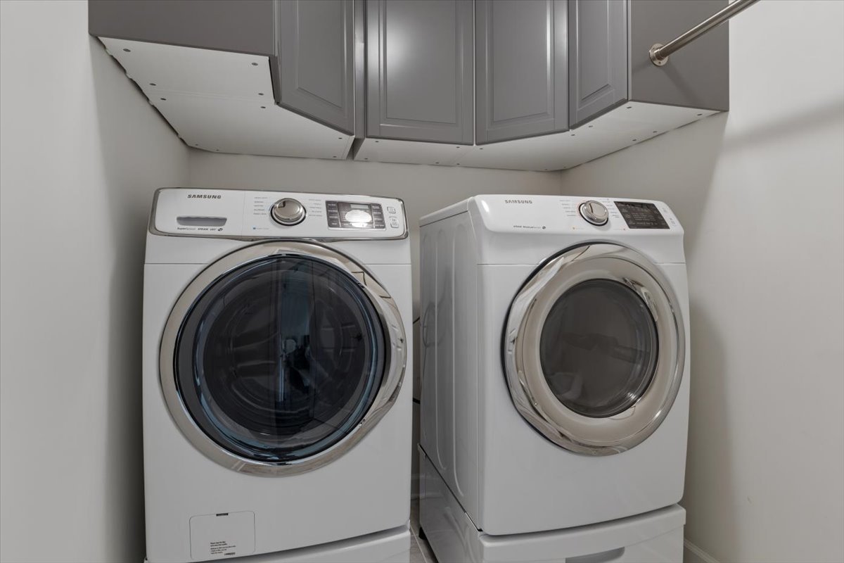 4199 Royal Mews Circle