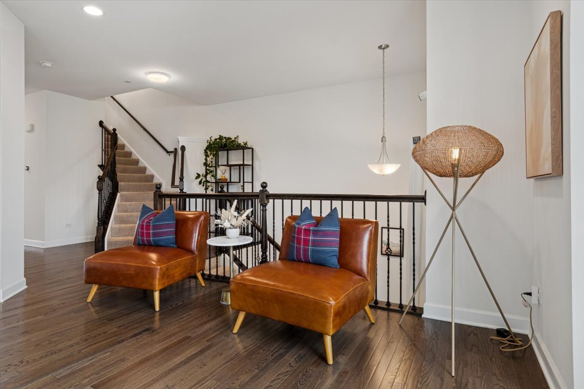 4199 Royal Mews Circle