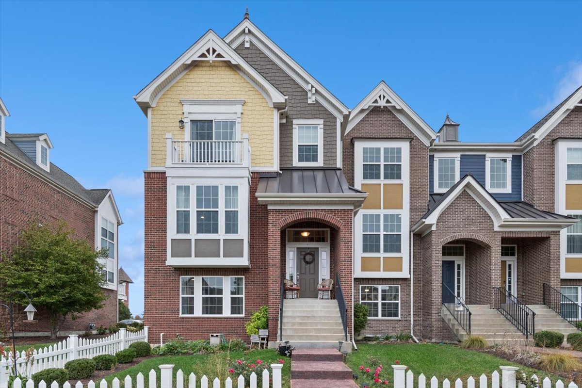 4199 Royal Mews Circle