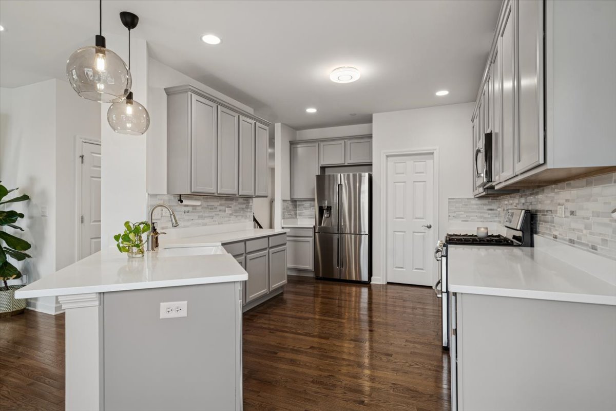 4199 Royal Mews Circle