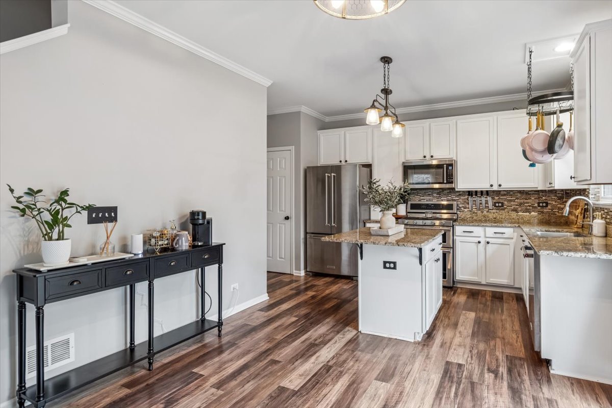 1961 Wilson Creek Circle