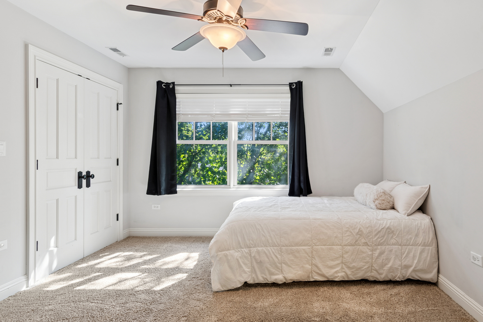 203 S Columbia Street