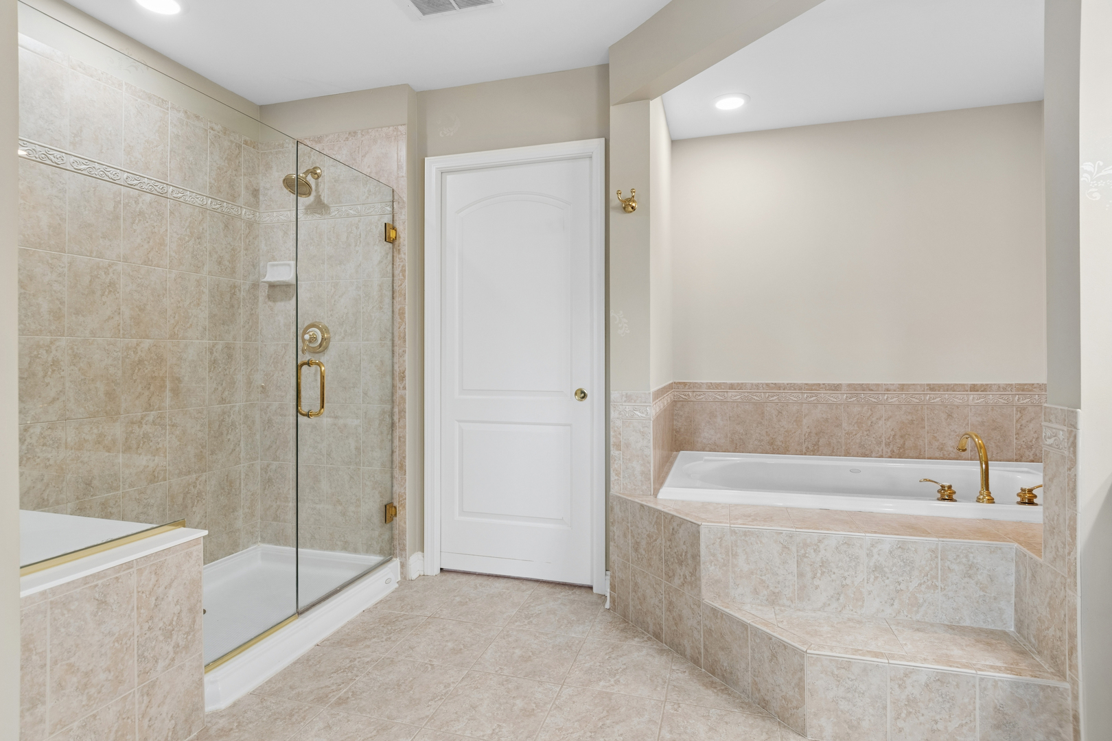 4147 Royal Mews Circle Unit: 204