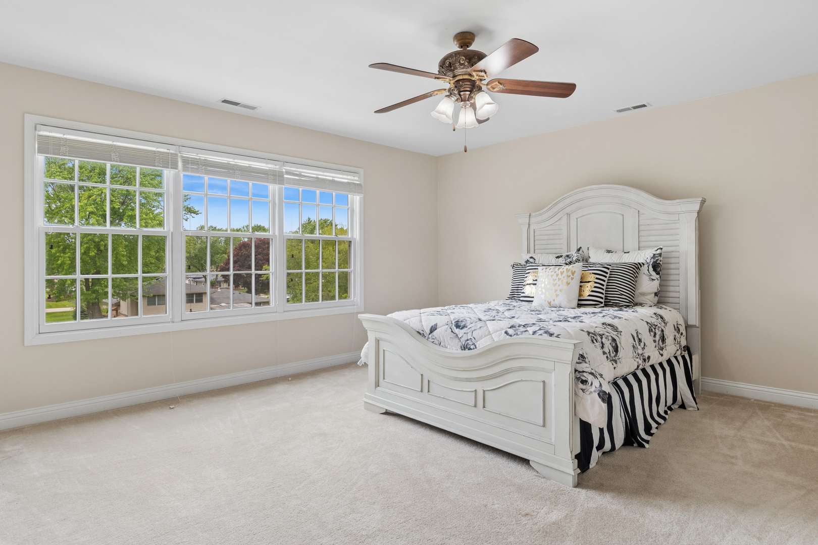 4147 Royal Mews Circle Unit: 204