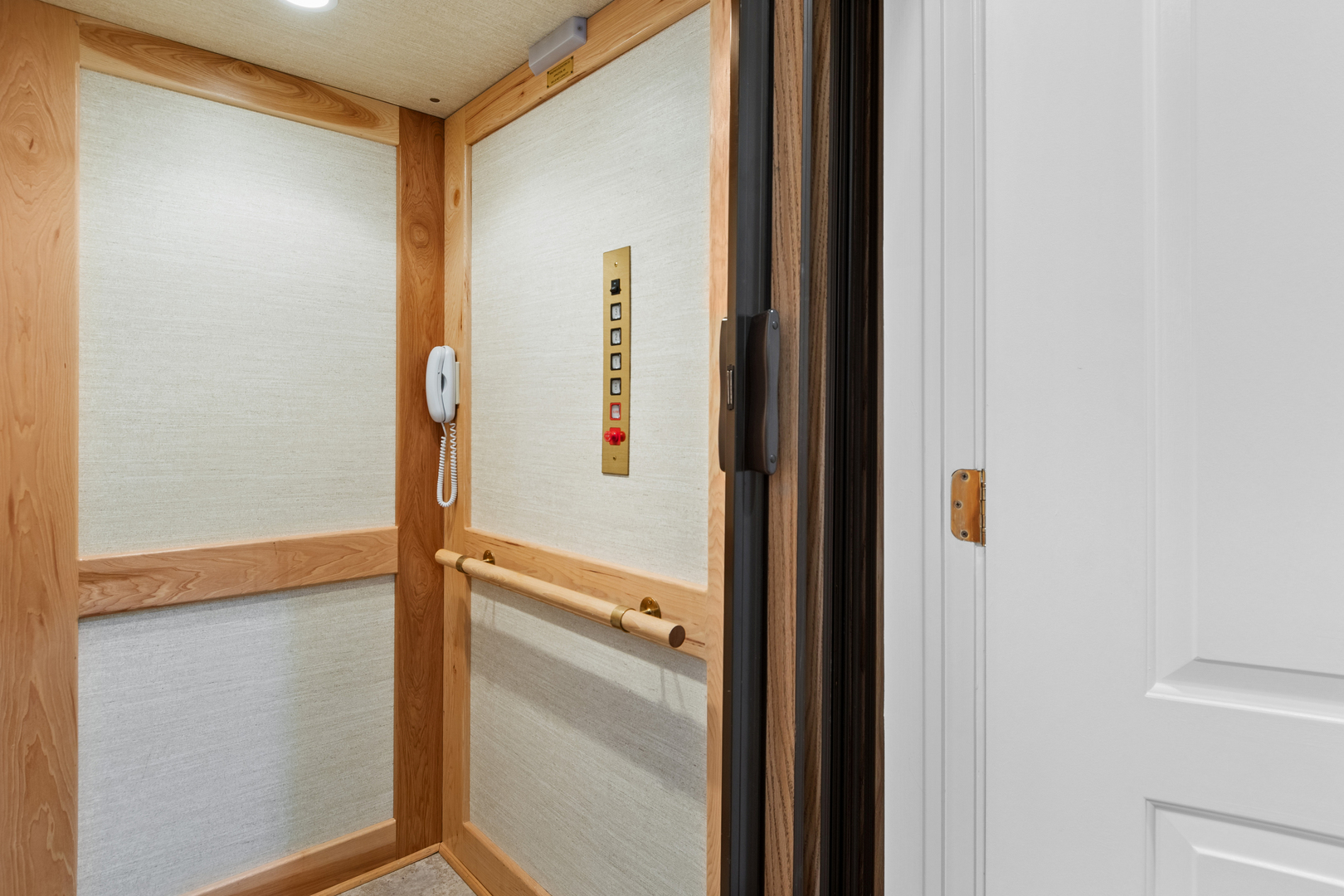 4147 Royal Mews Circle Unit: 204