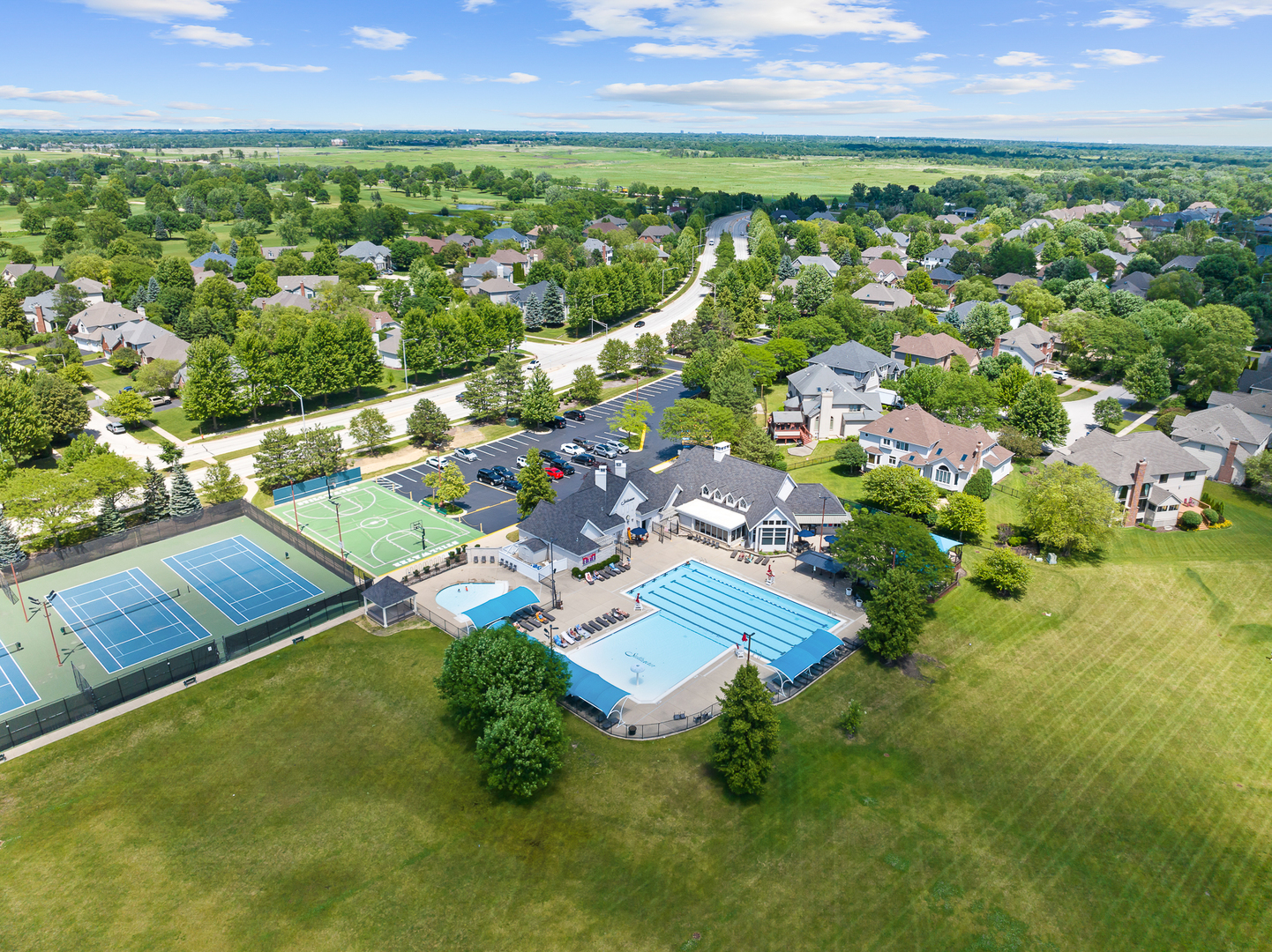 2236 Stowe Circle