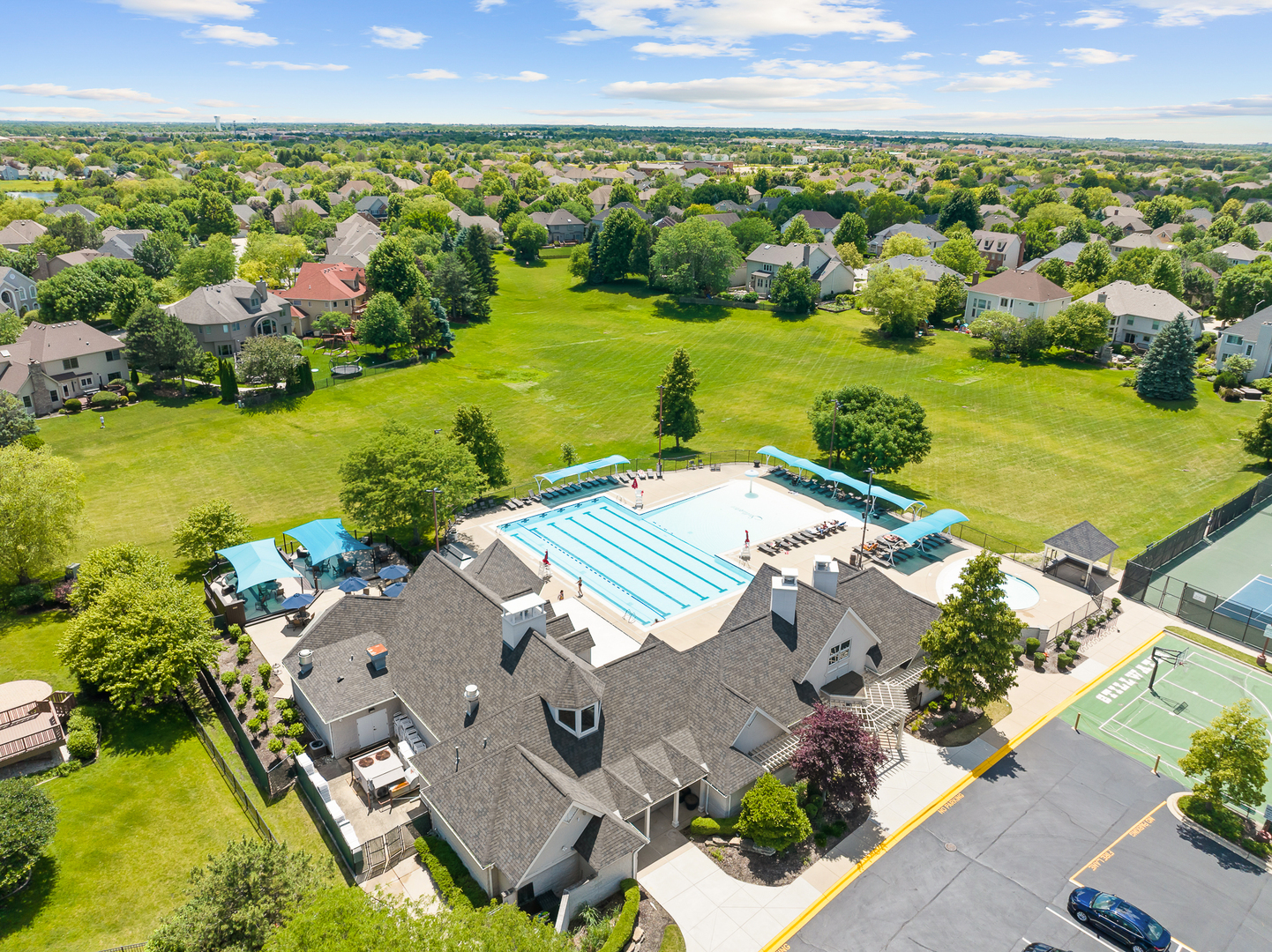 2236 Stowe Circle