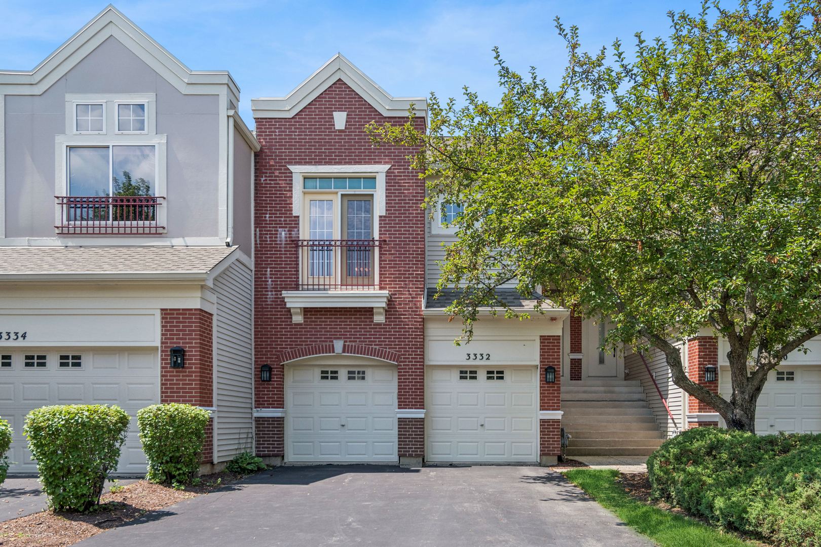 3332 ROSECROFT Lane