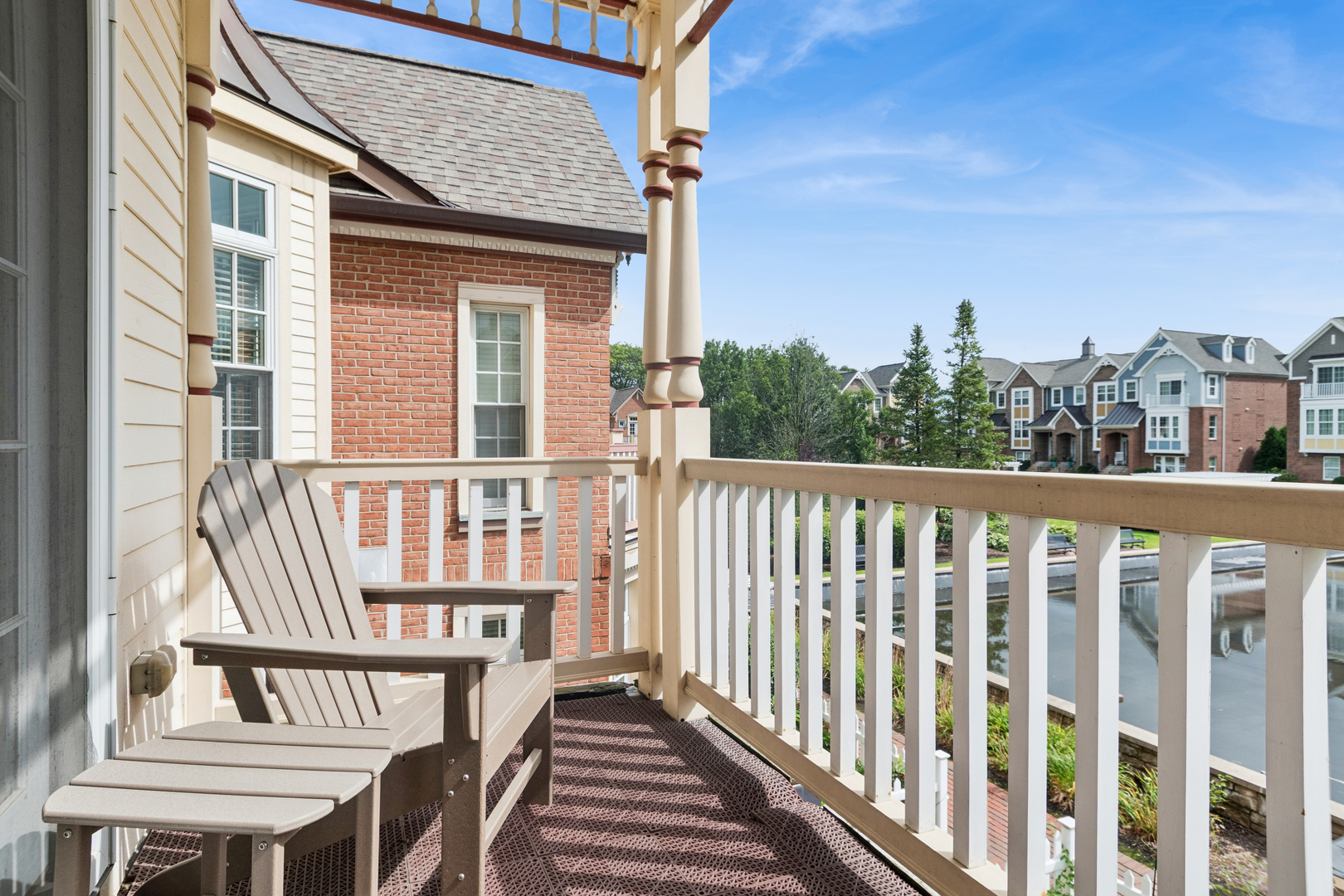 4151 ROYAL MEWS Circle Unit: 202A