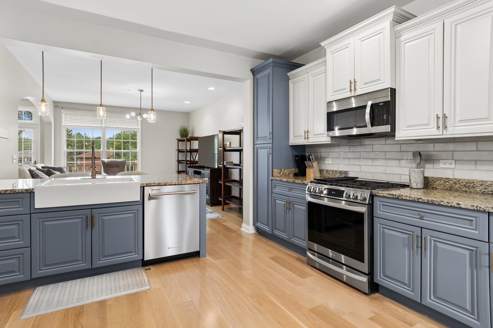 4151 ROYAL MEWS Circle Unit: 202A