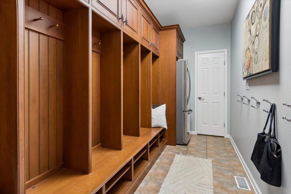 3411 MINITO Court