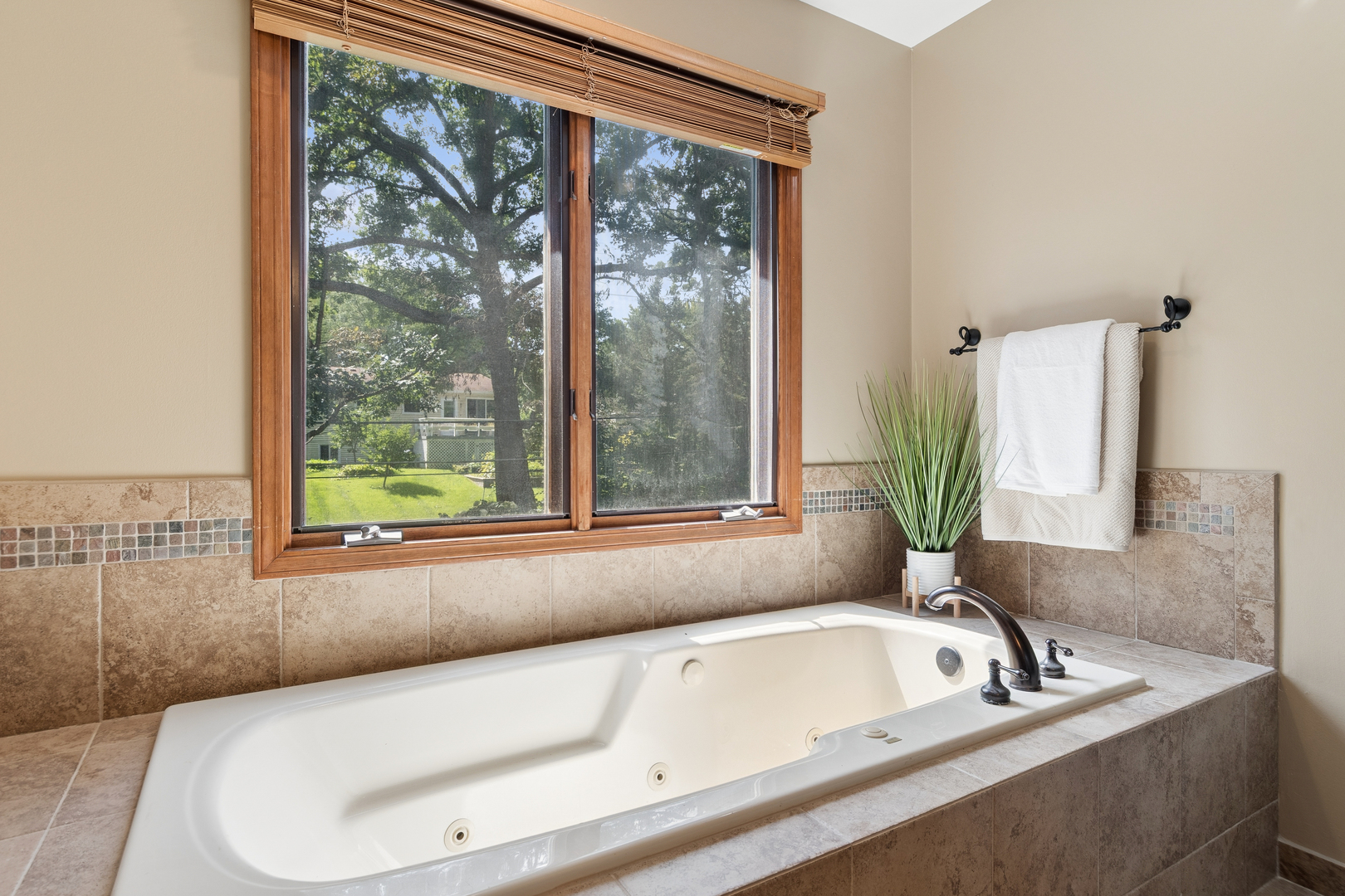 3123 Scenicwood Lane