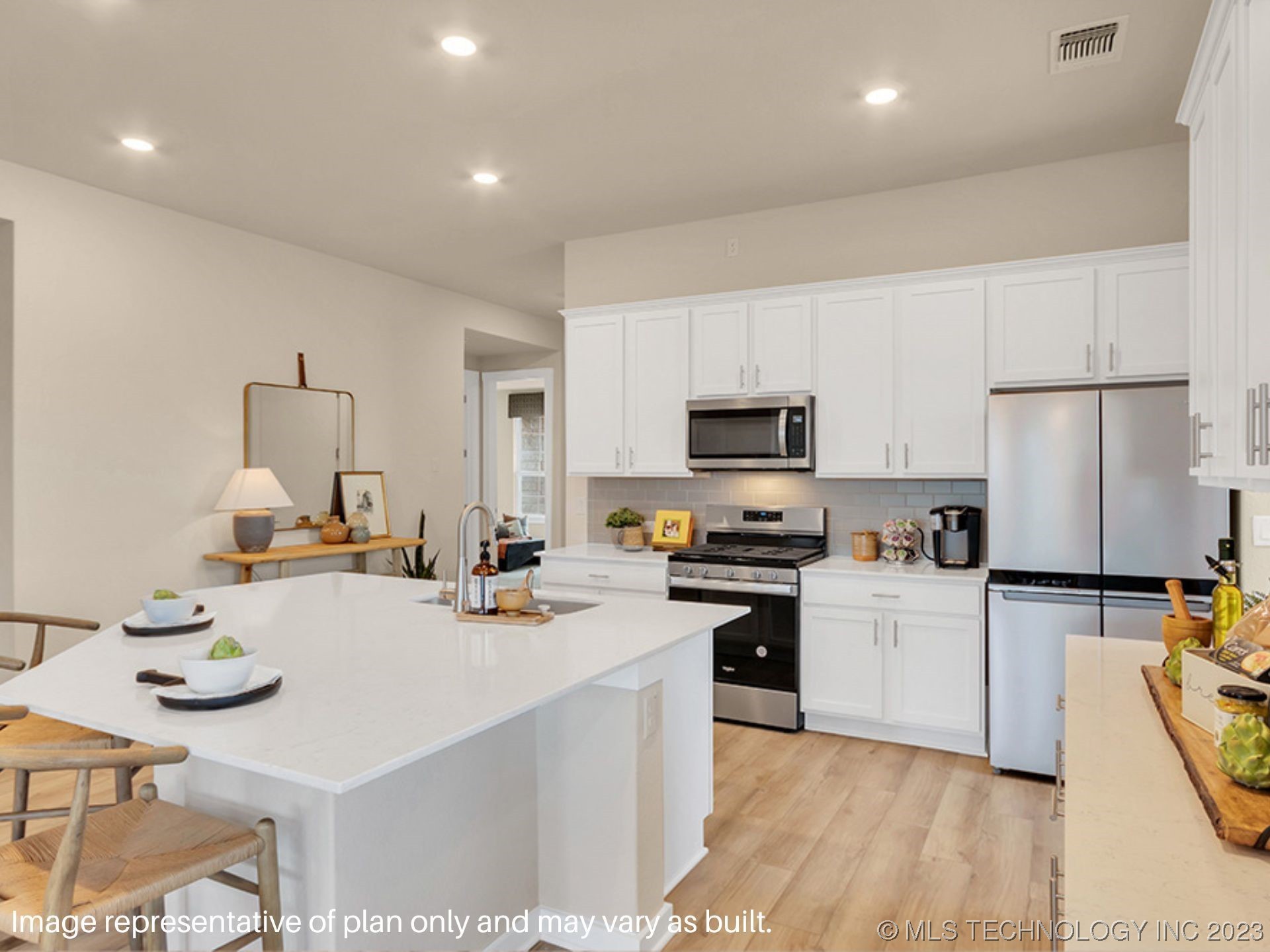 2407 W Birmingham Street