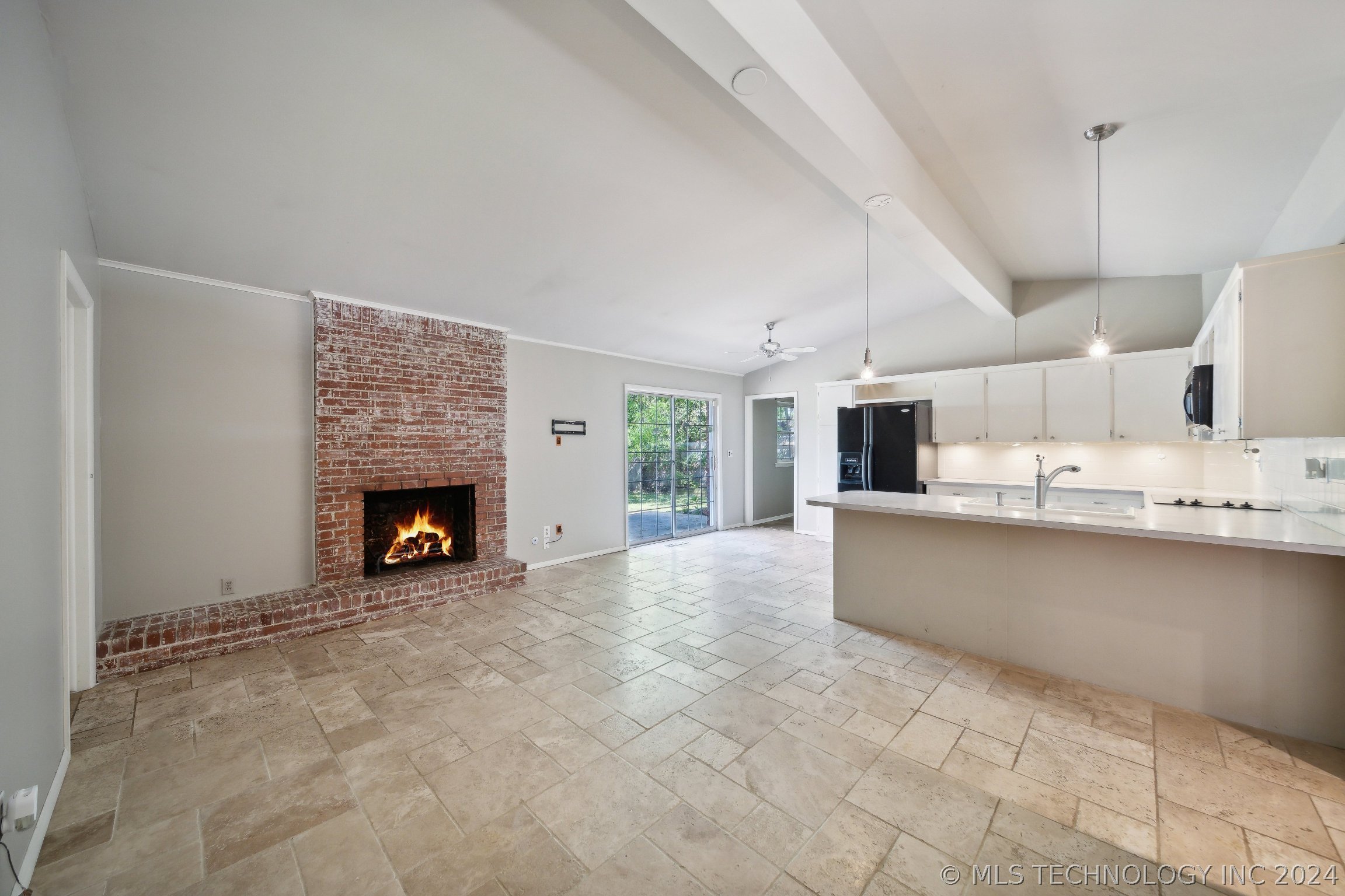 1623 E 56th Court