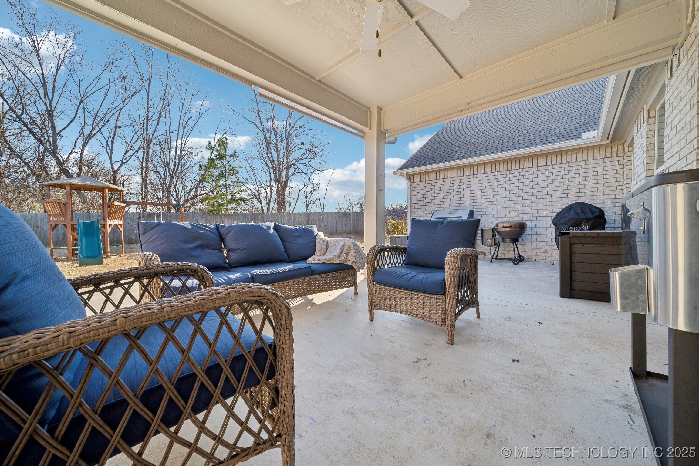 8930 E 133rd Street