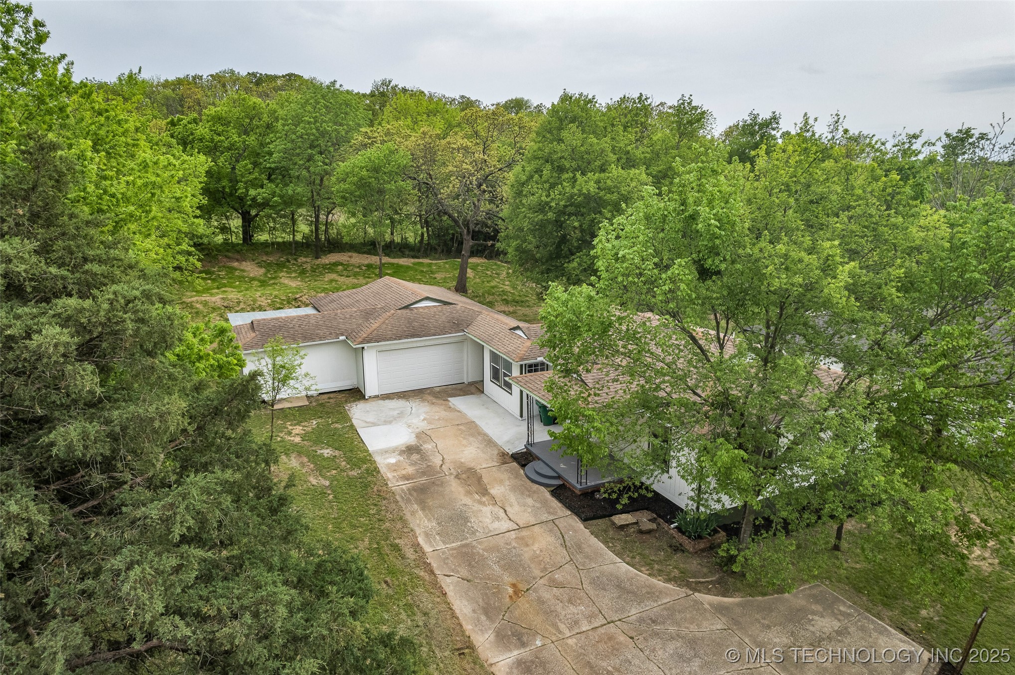914 W Bryan Street